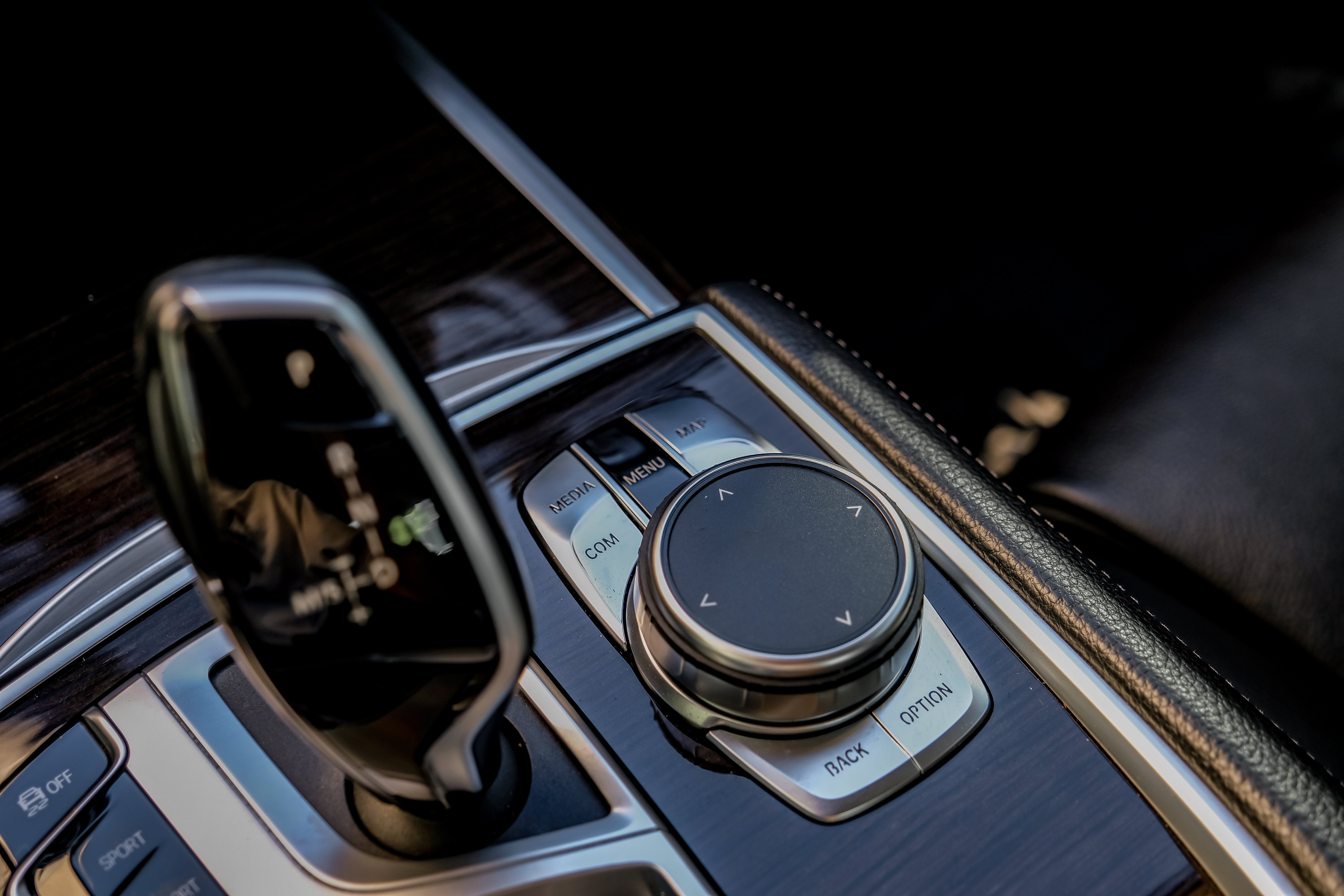2020 BMW 7 Series 740i
