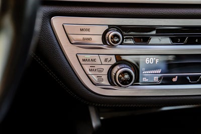 2020 BMW 7 Series 740i