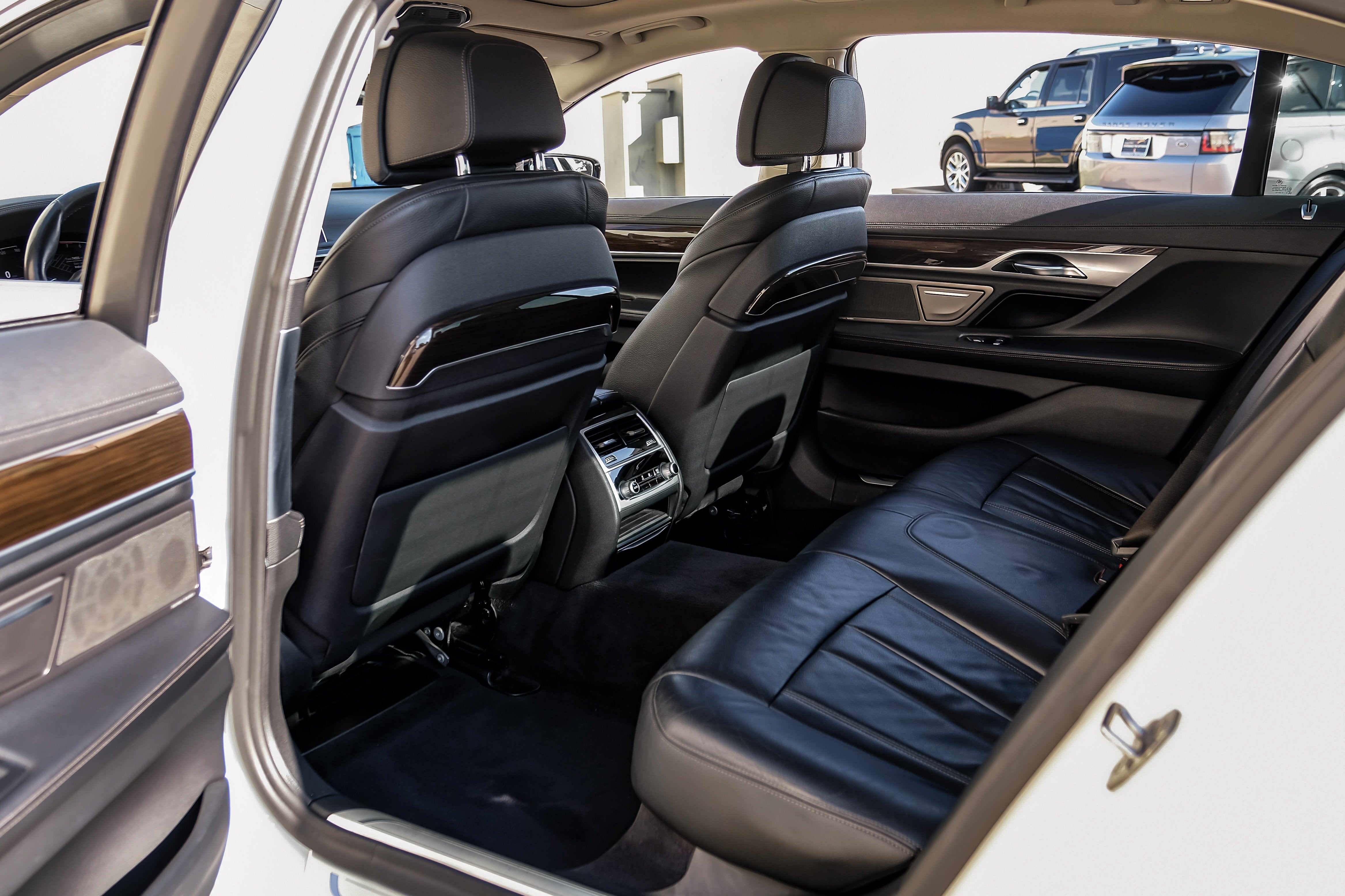 2020 BMW 7 Series 740i