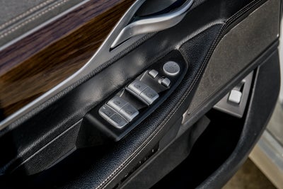 2020 BMW 7 Series 740i