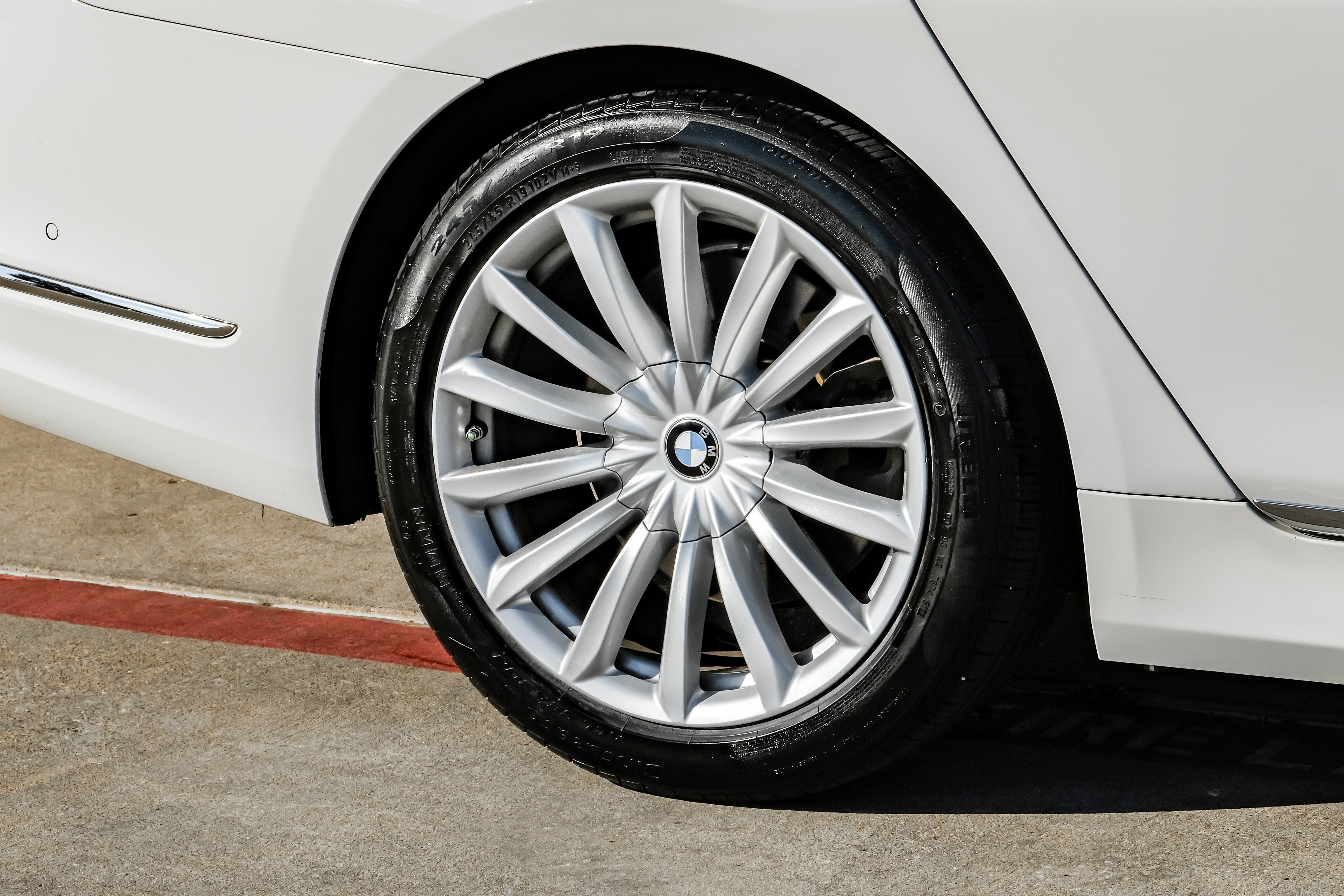 2020 BMW 7 Series 740i