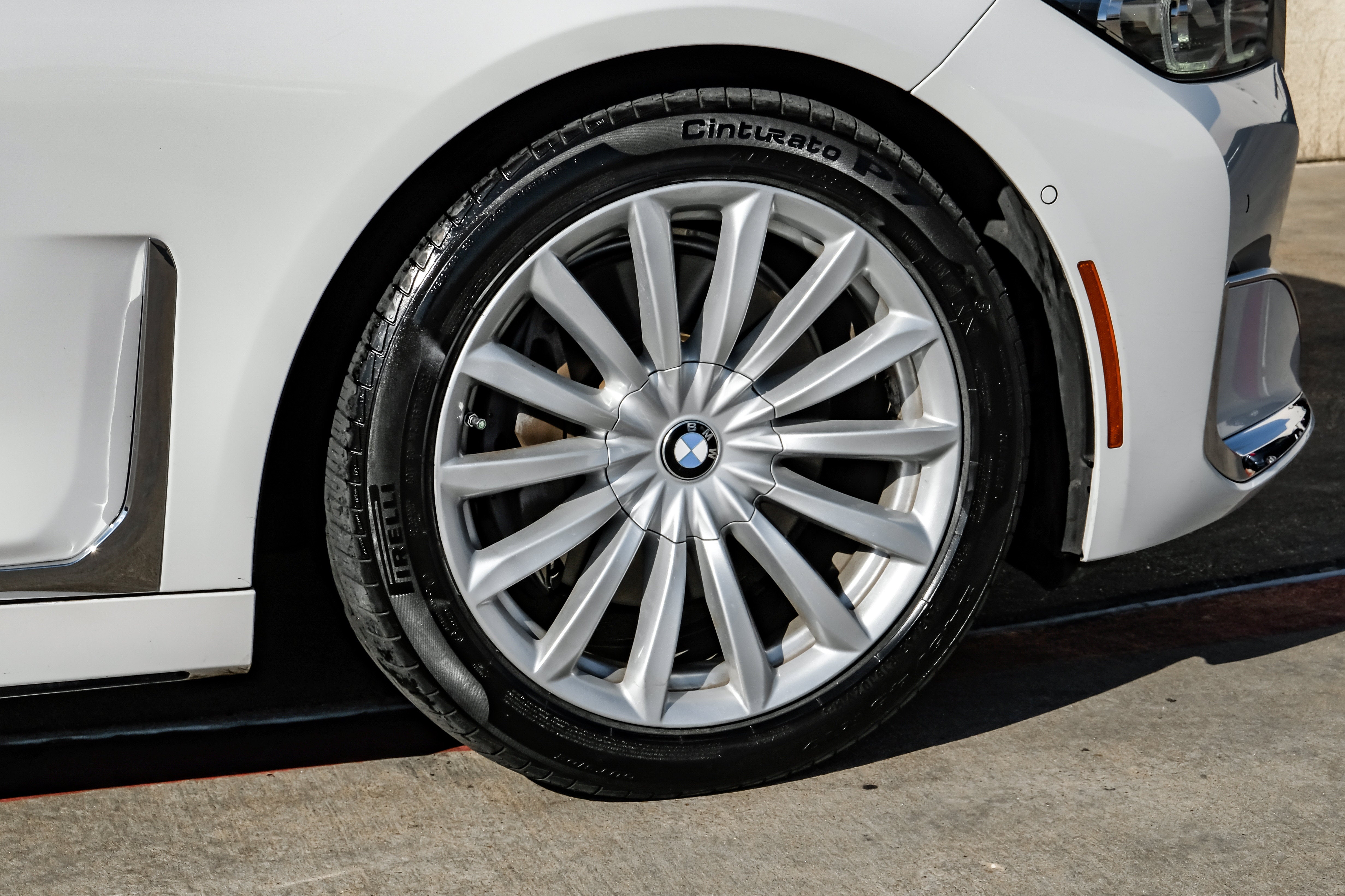 2020 BMW 7 Series 740i