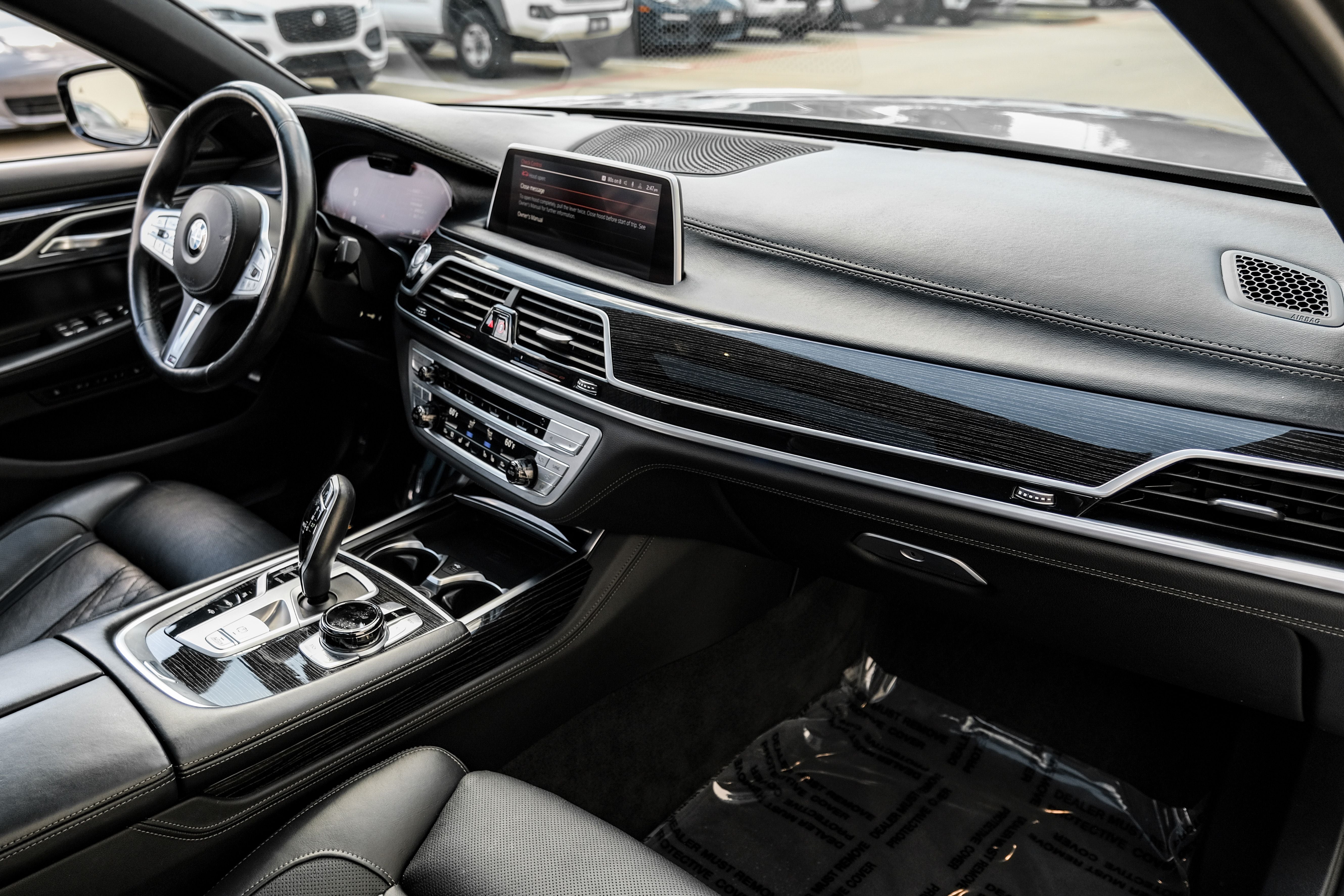 2022 BMW 7 Series 750i xDrive