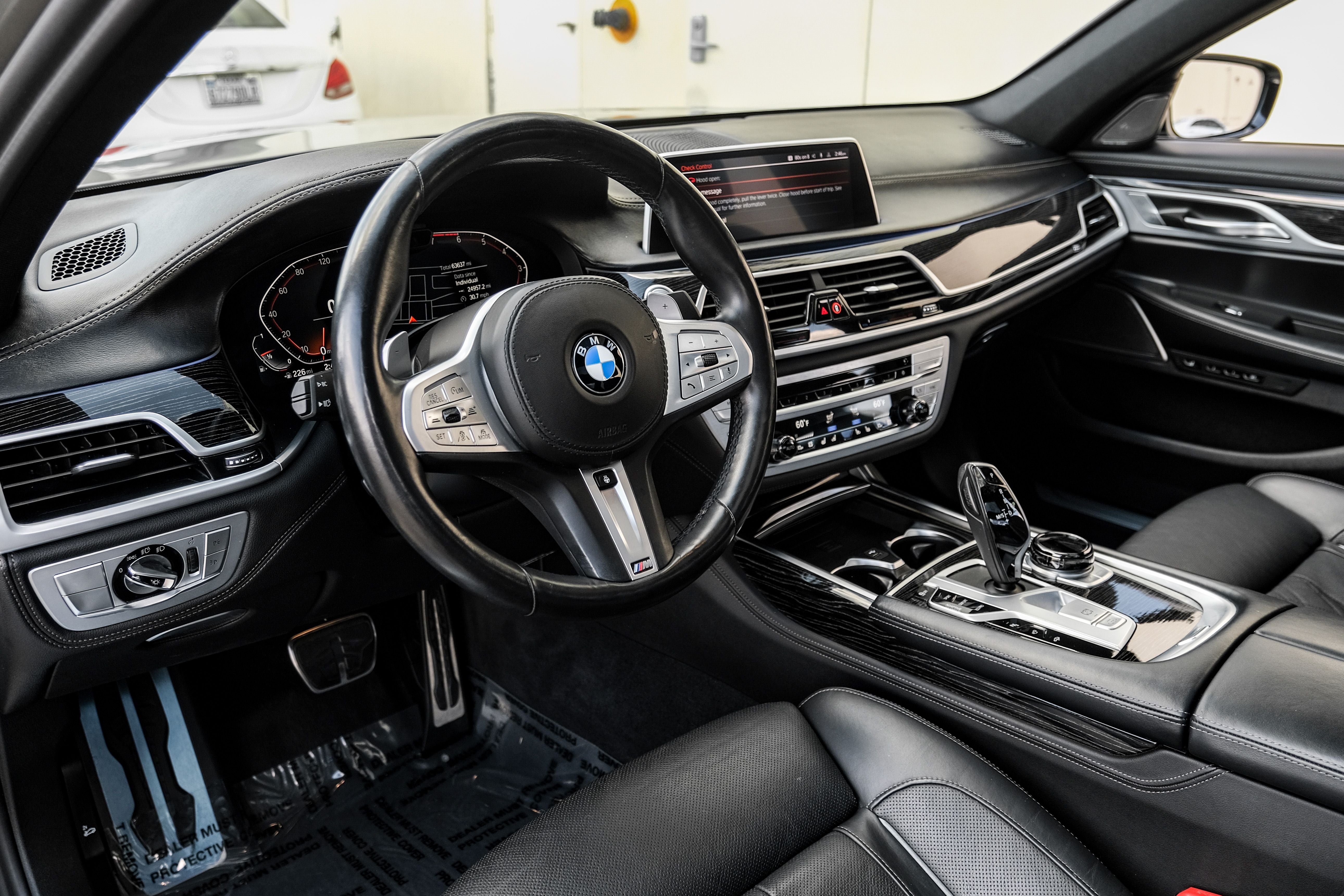 2022 BMW 7 Series 750i xDrive