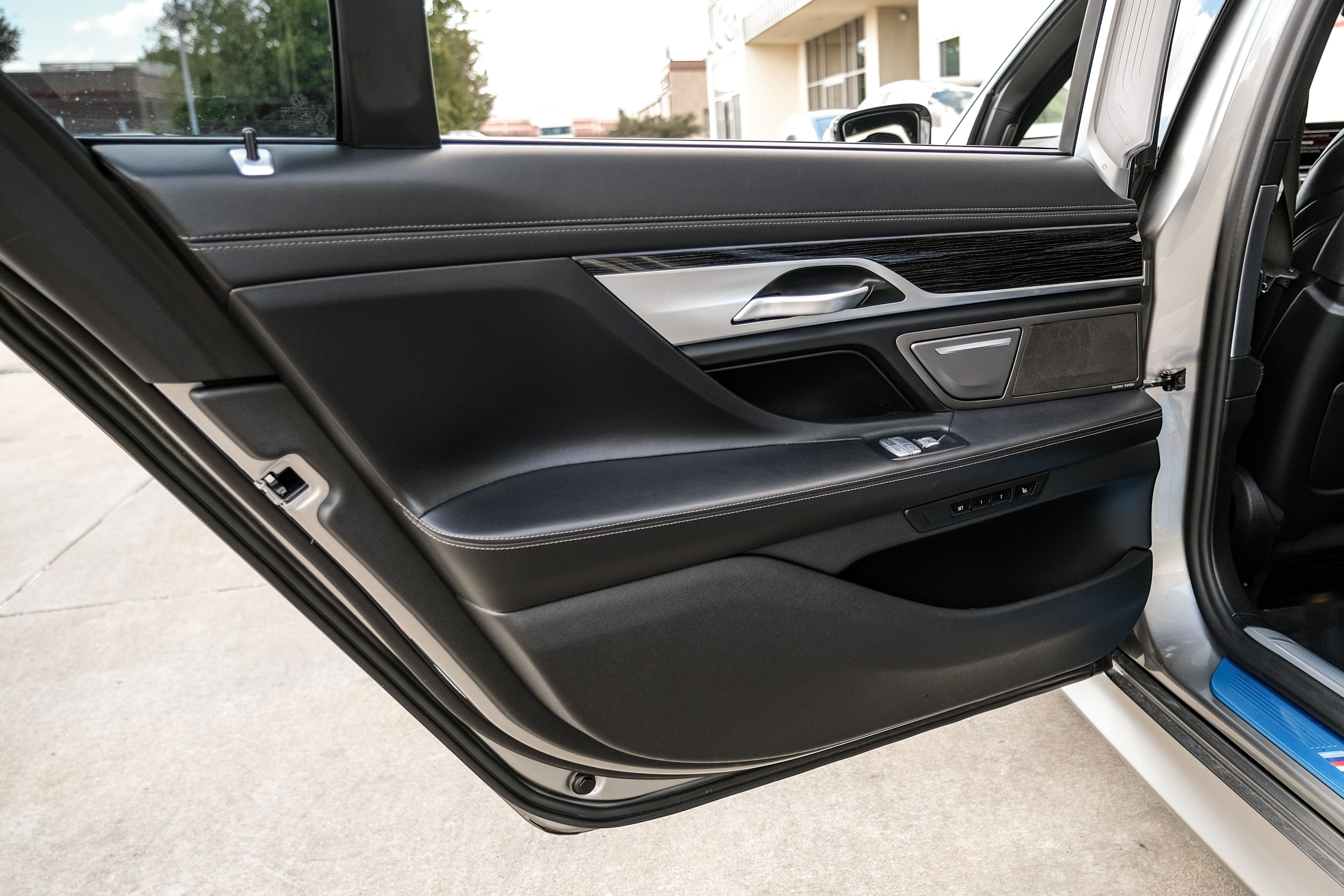 2022 BMW 7 Series 750i xDrive