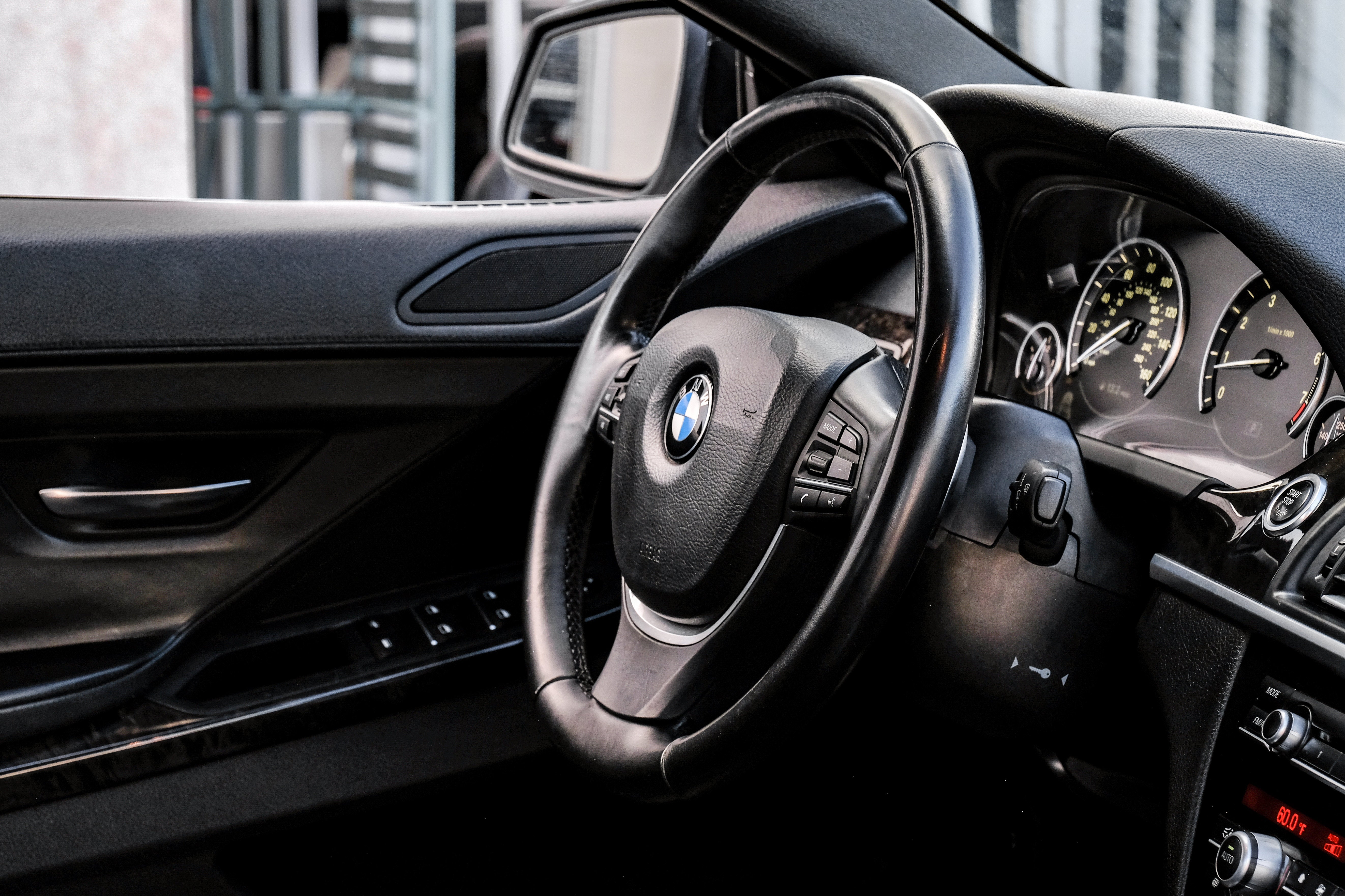 2012 BMW 6 Series 650i
