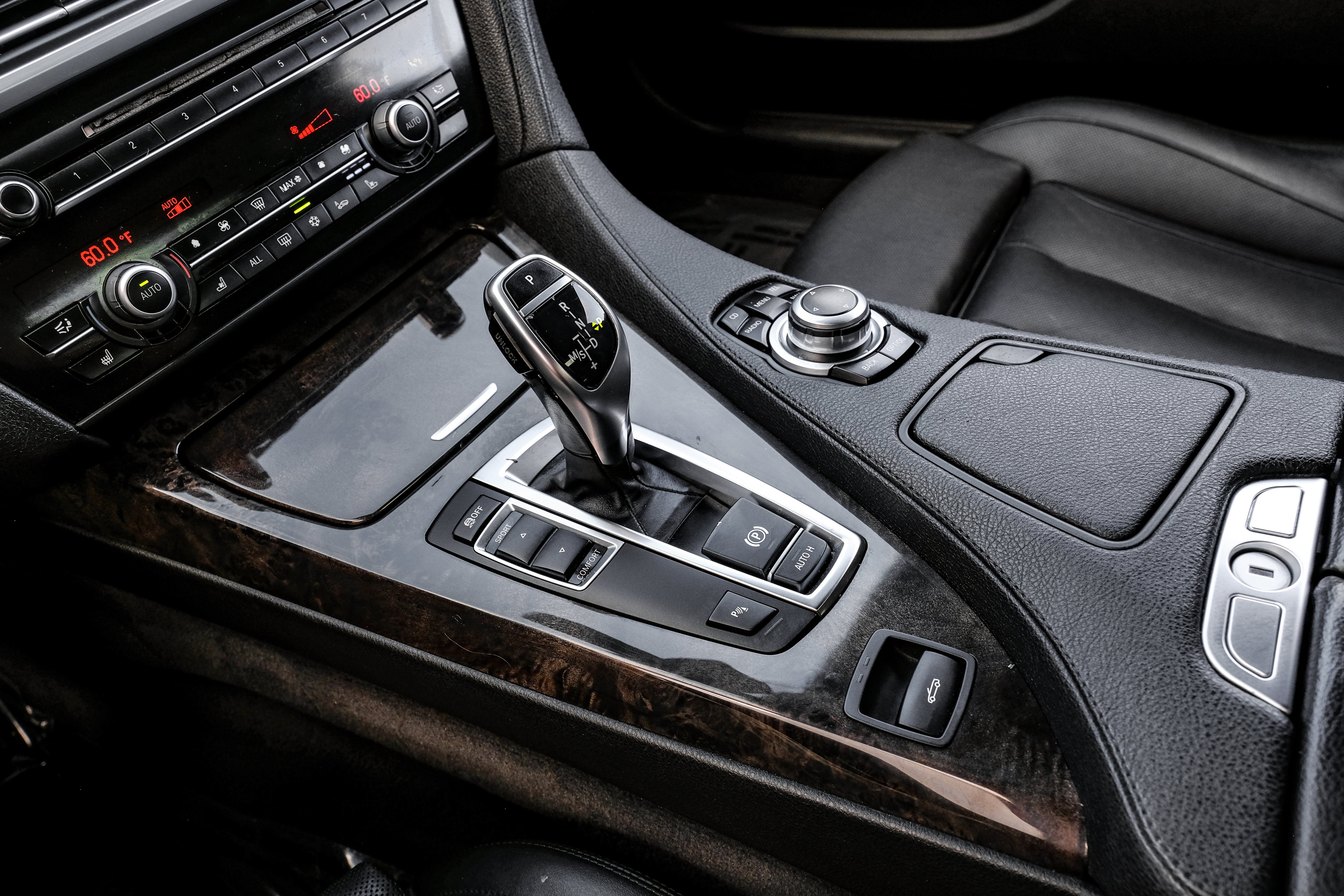 2012 BMW 6 Series 650i
