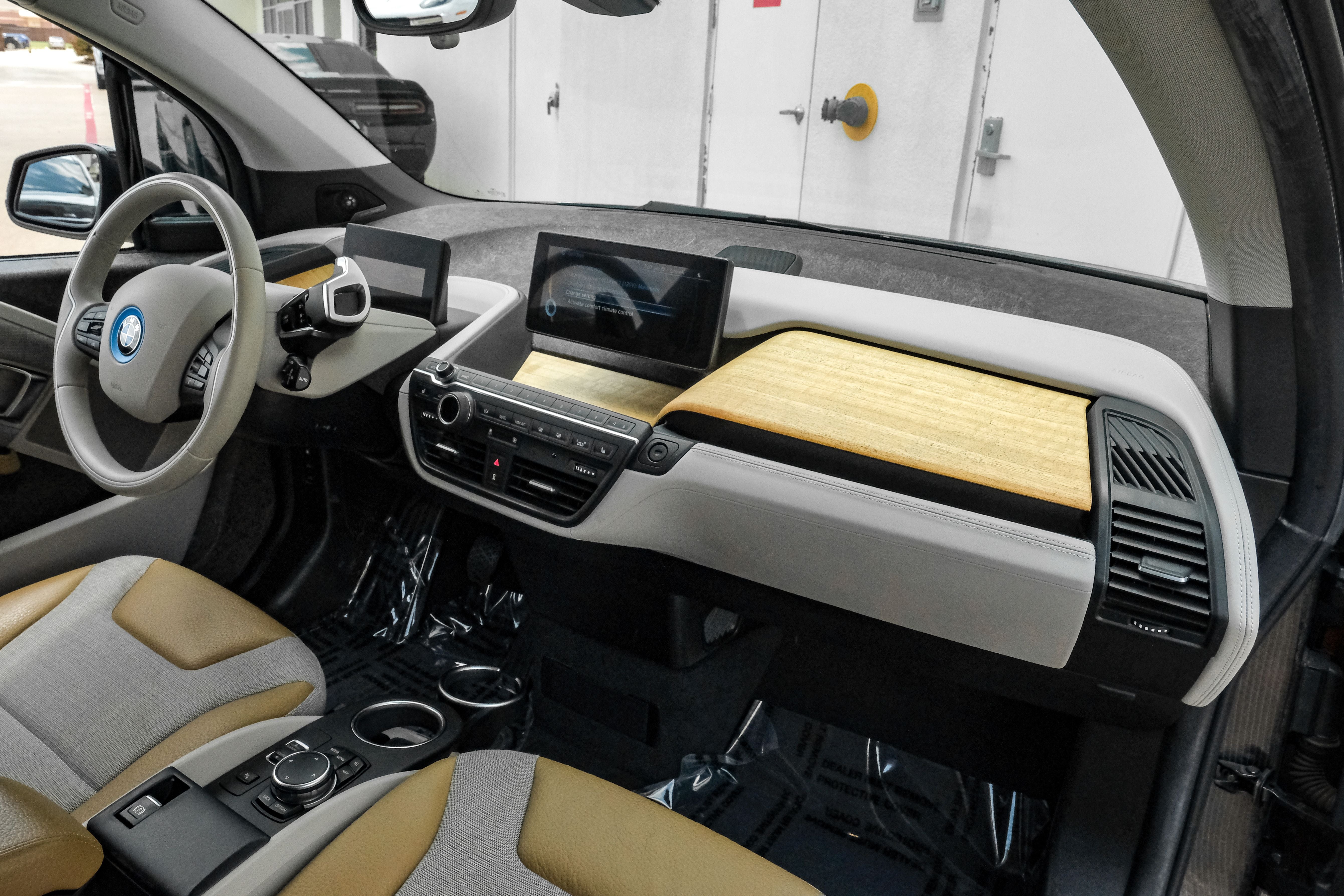 2015 BMW i3 with Range Extender
