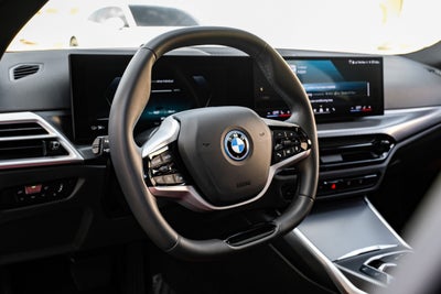 2025 BMW i4 eDrive40