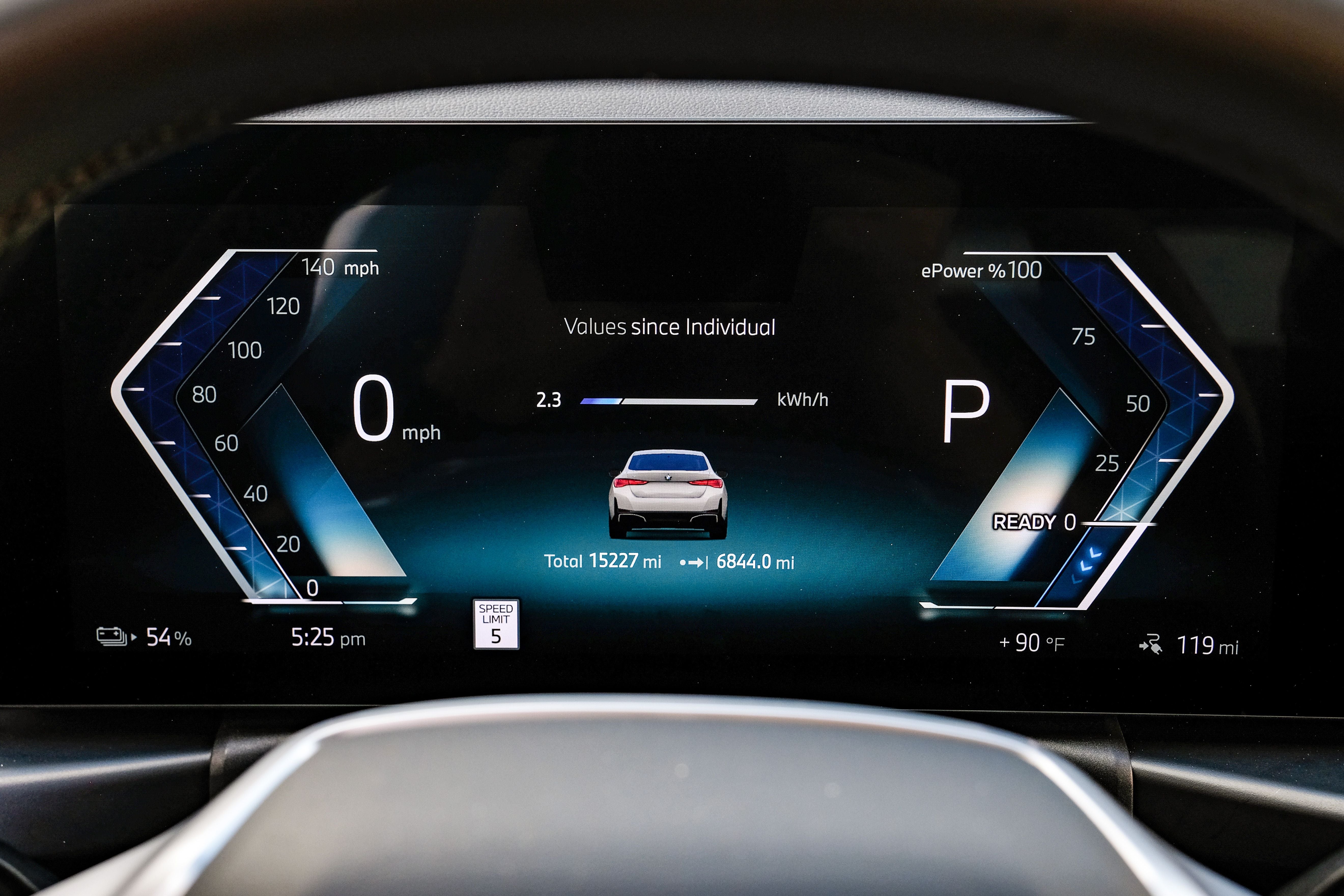 2025 BMW i4 eDrive40