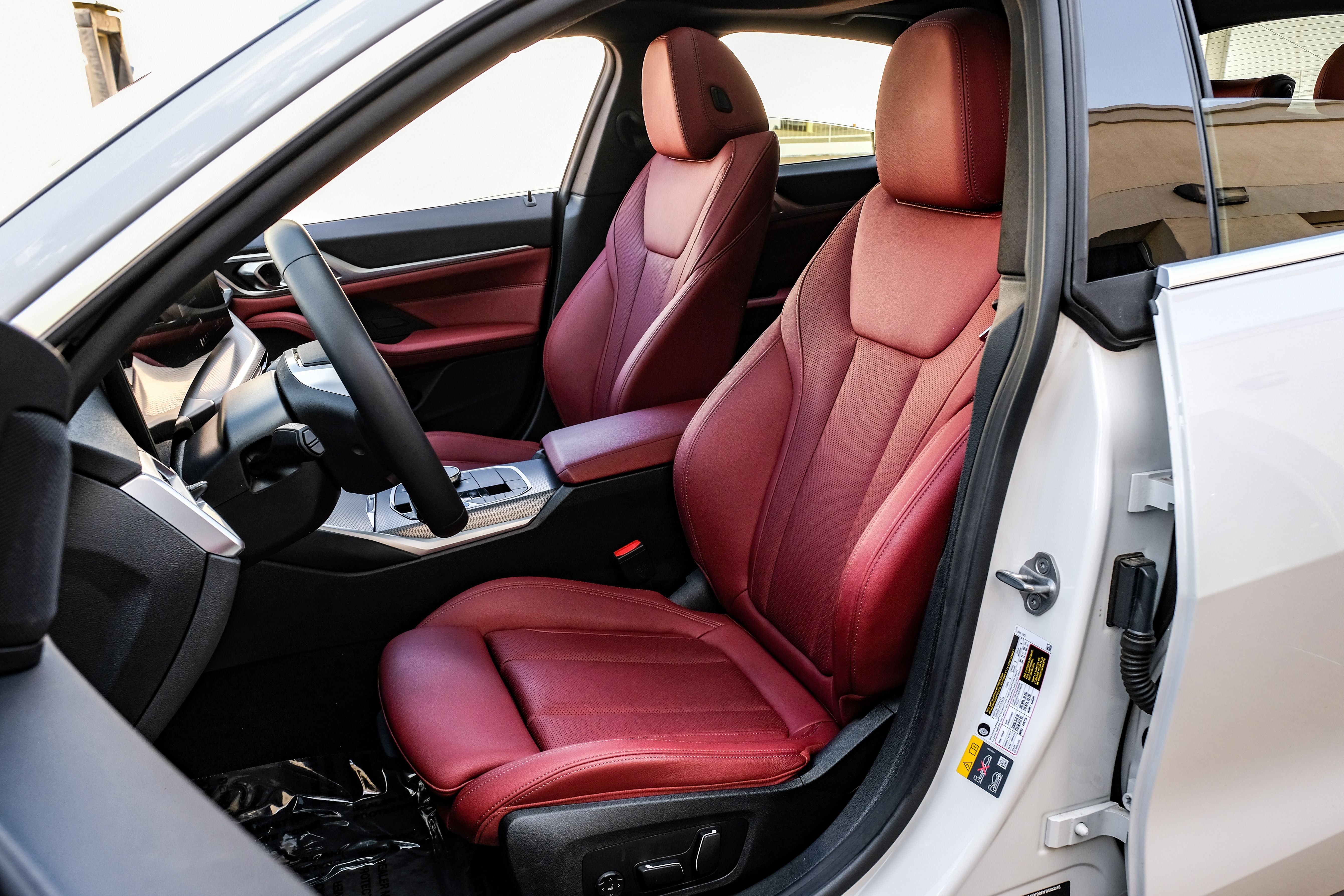 2025 BMW i4 eDrive40