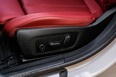 2025 BMW i4 eDrive40
