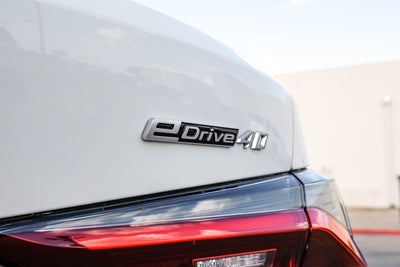 2025 BMW i4 eDrive40