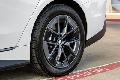 2025 BMW i4 eDrive40