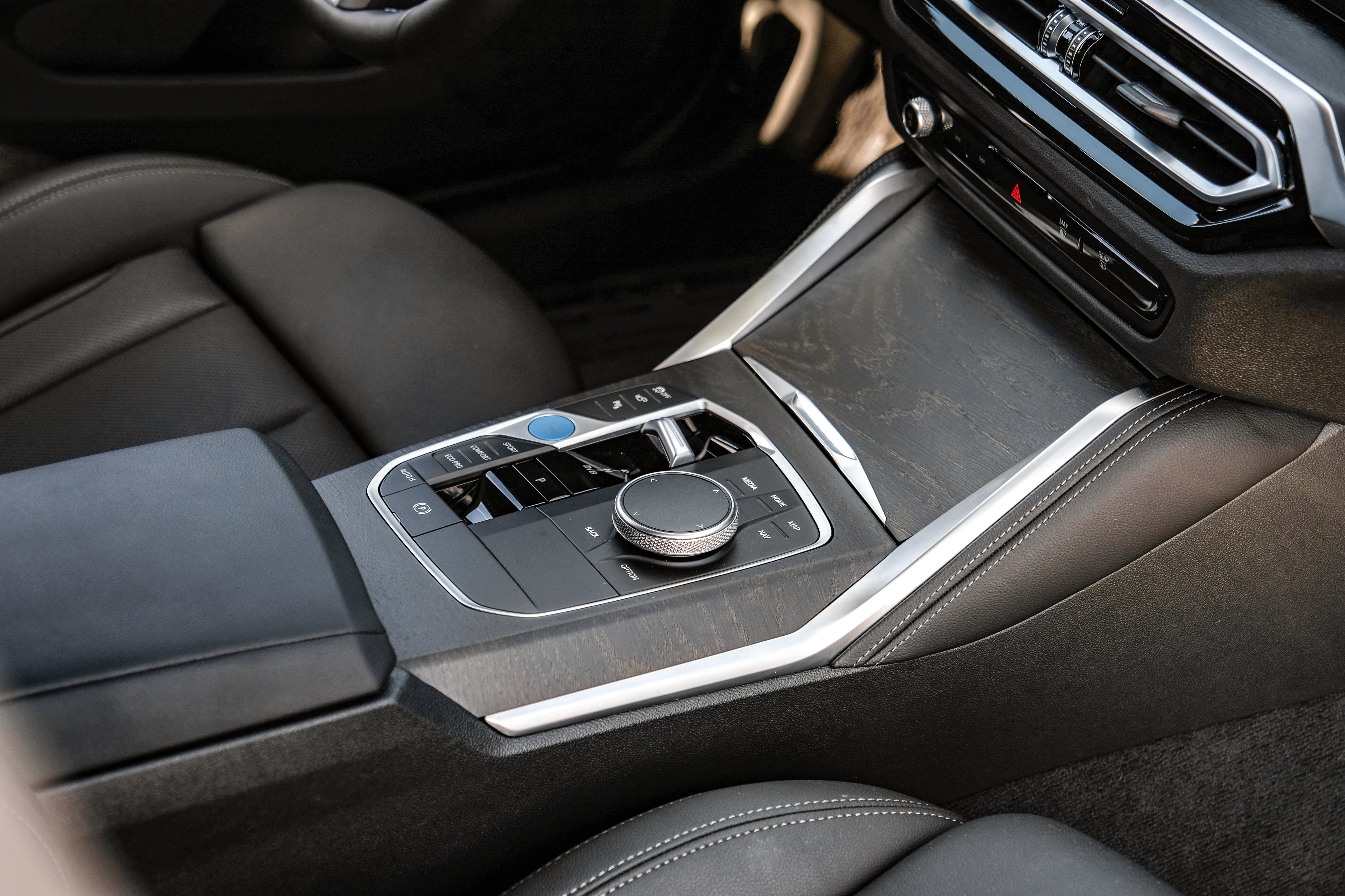 2024 BMW i4 M50