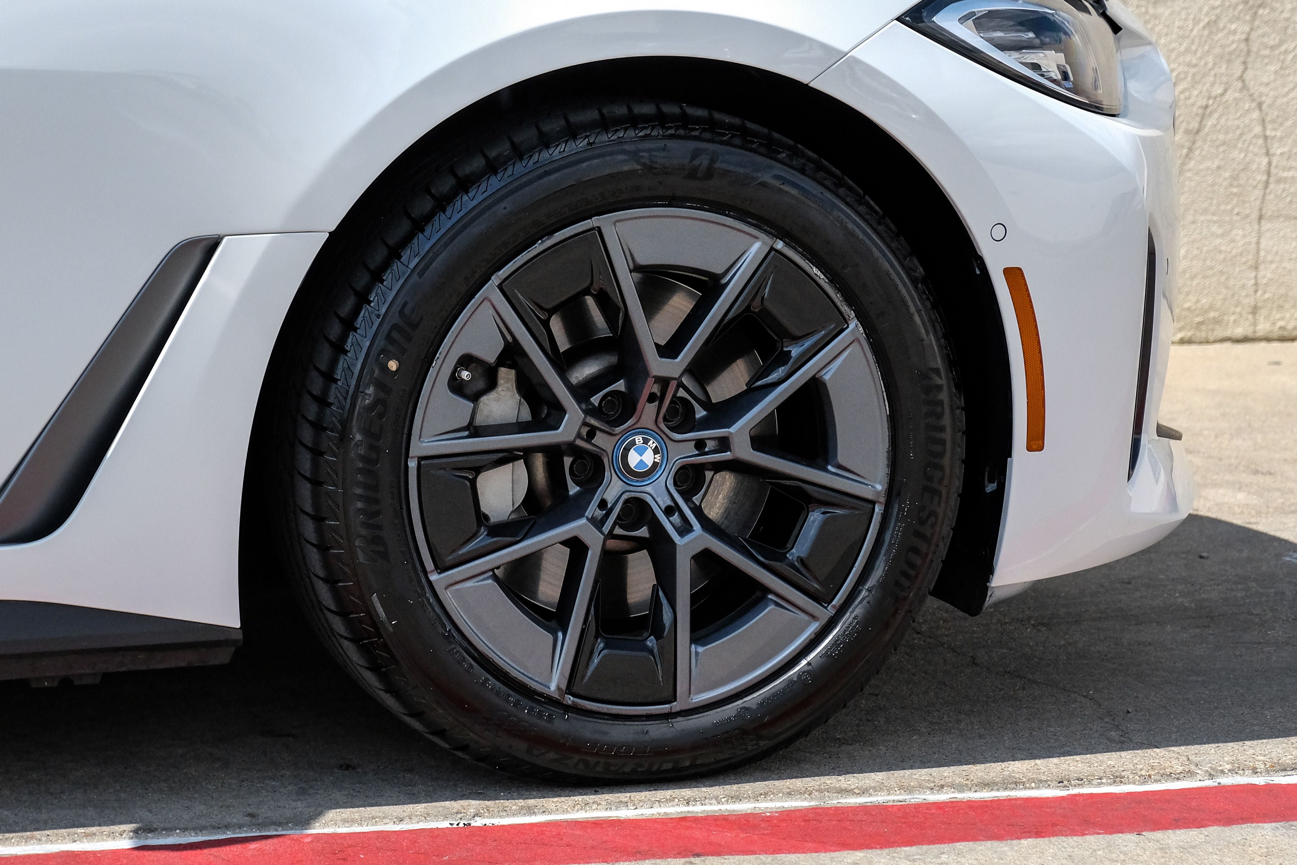 2023 BMW i4 eDrive35