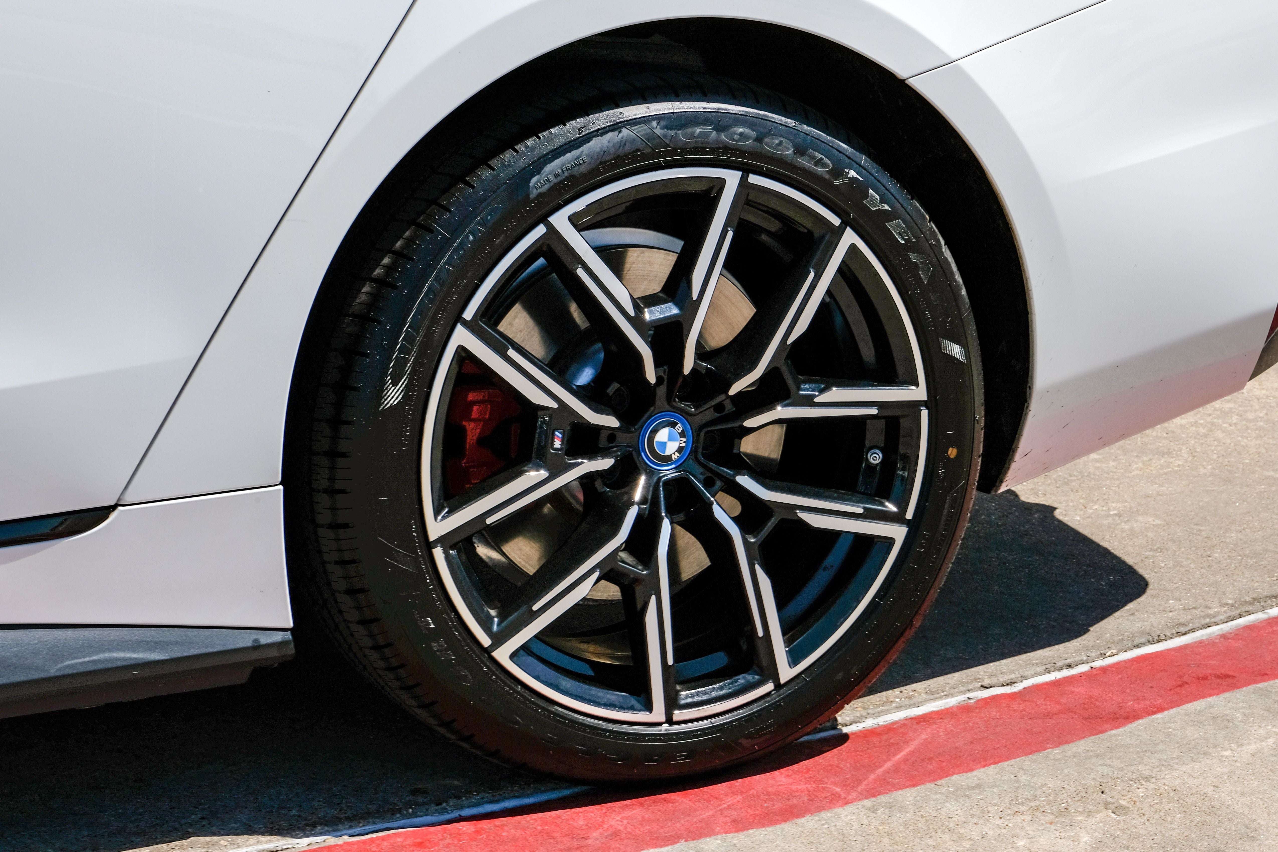 2024 BMW i4 eDrive35