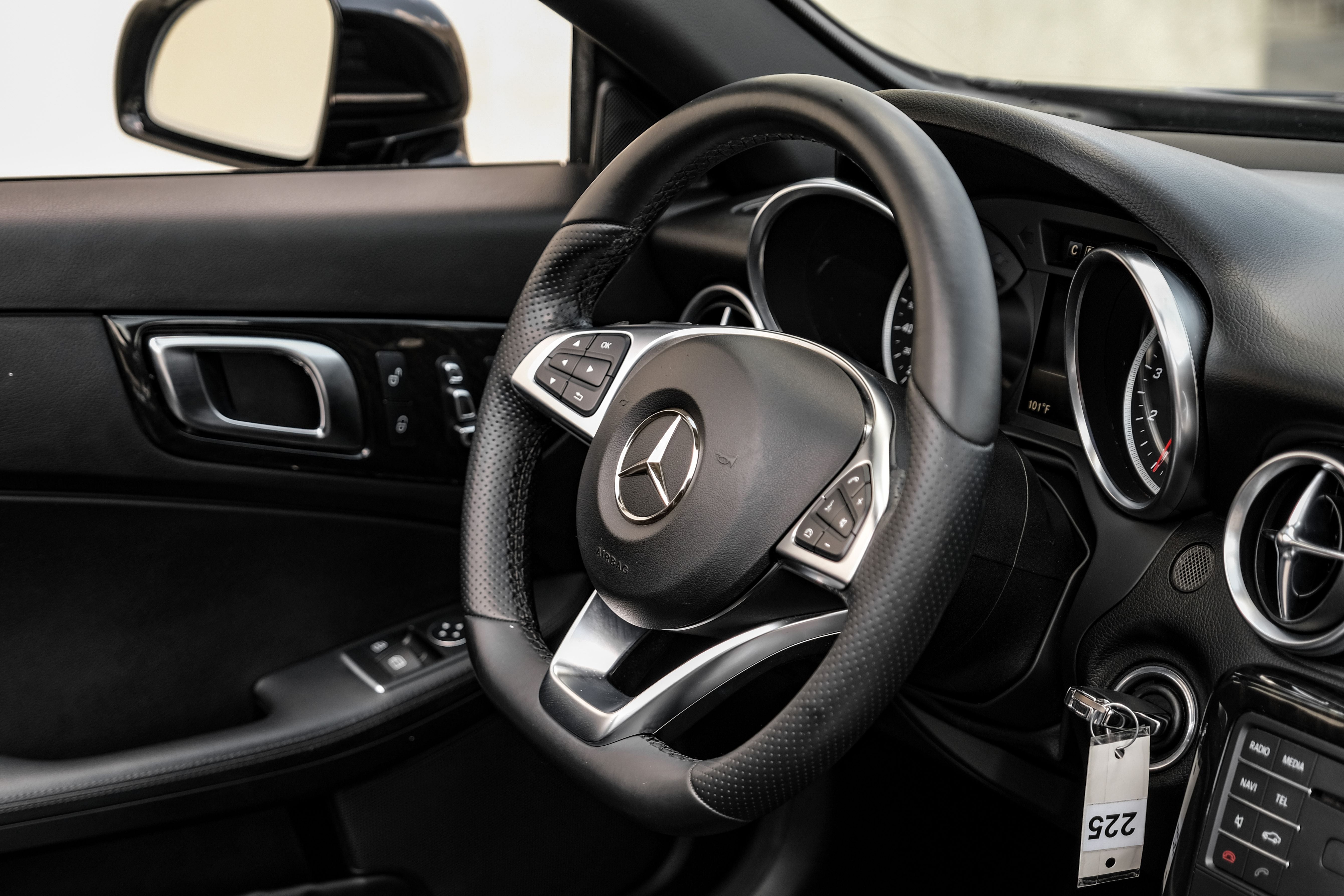 2017 Mercedes-Benz SLC SLC 300