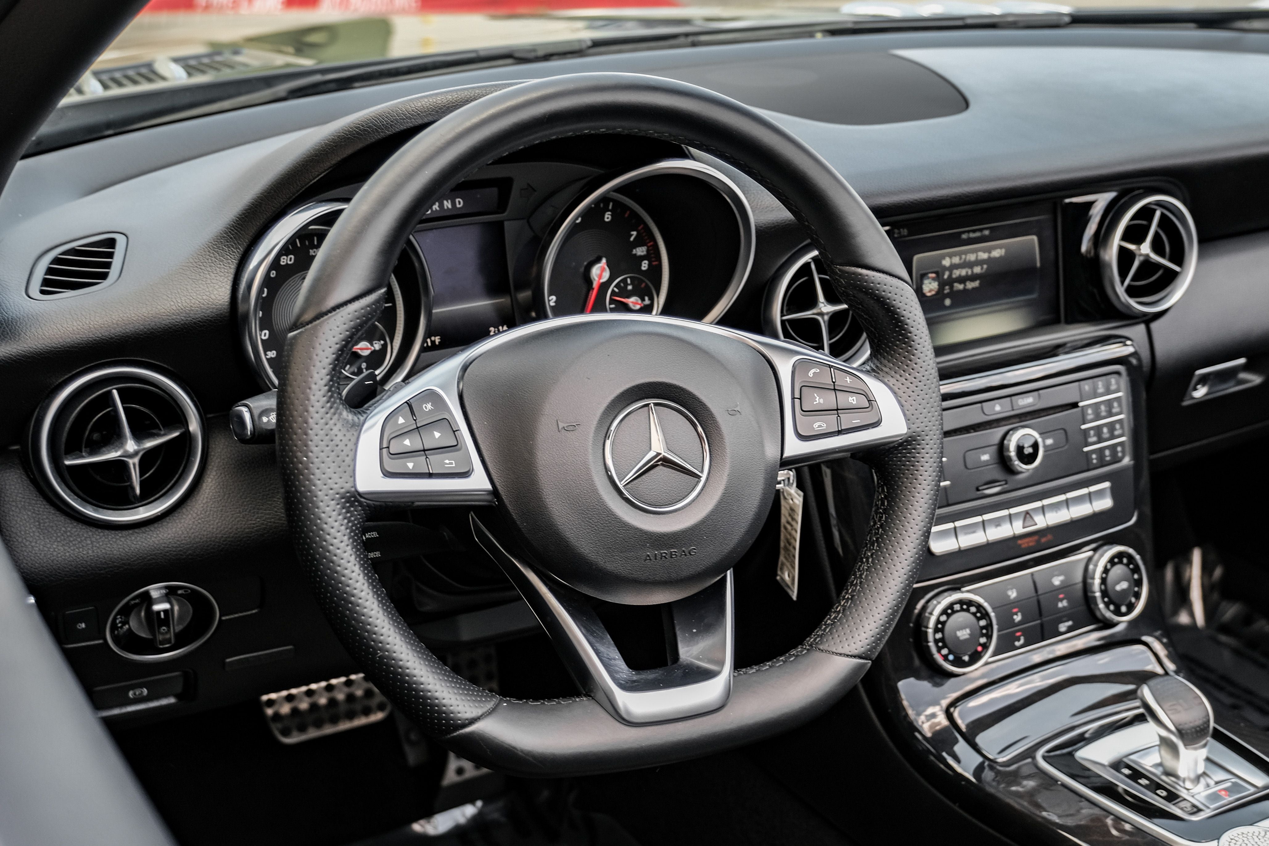 2017 Mercedes-Benz SLC SLC 300