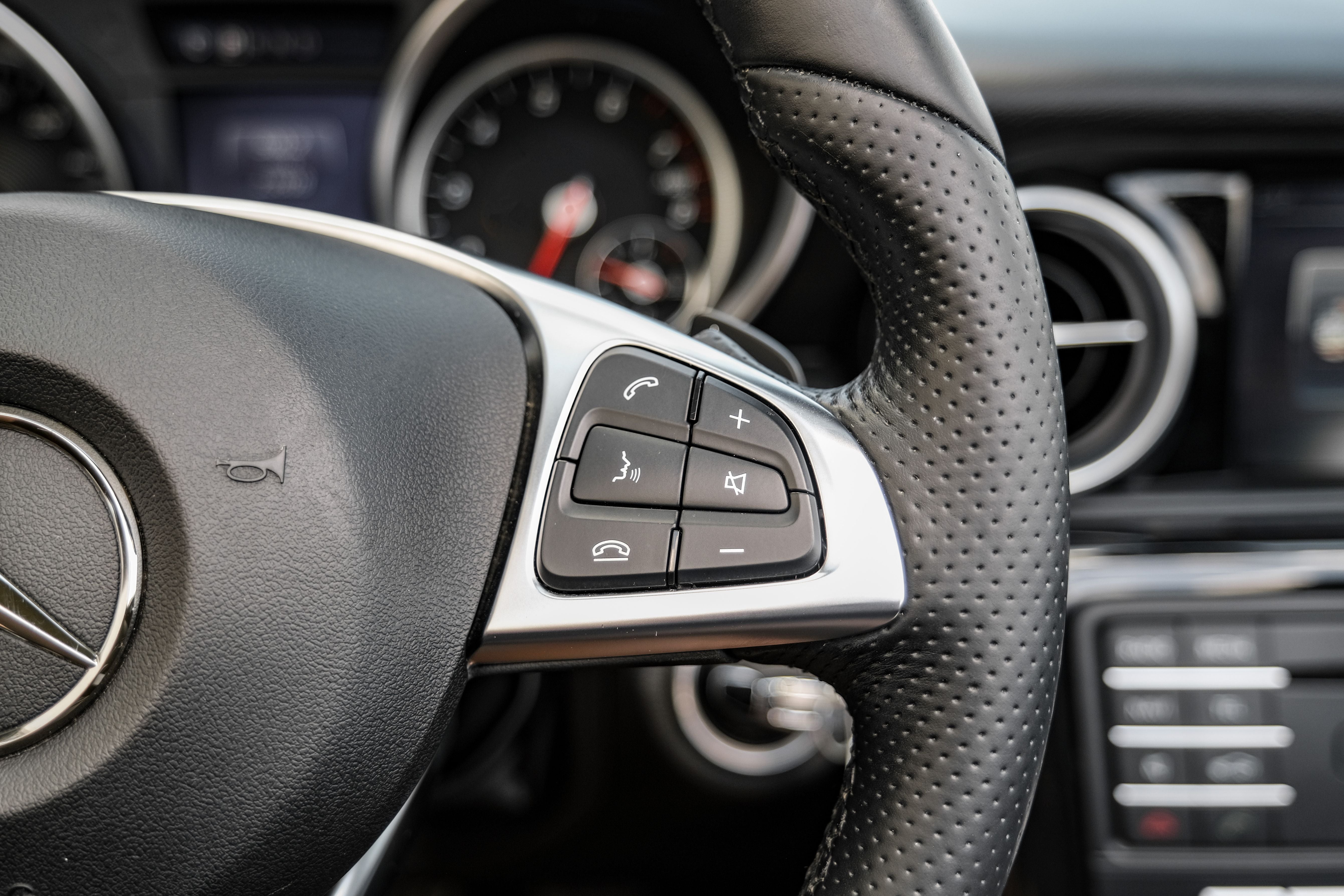2017 Mercedes-Benz SLC SLC 300