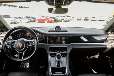 2018 Porsche Panamera Base