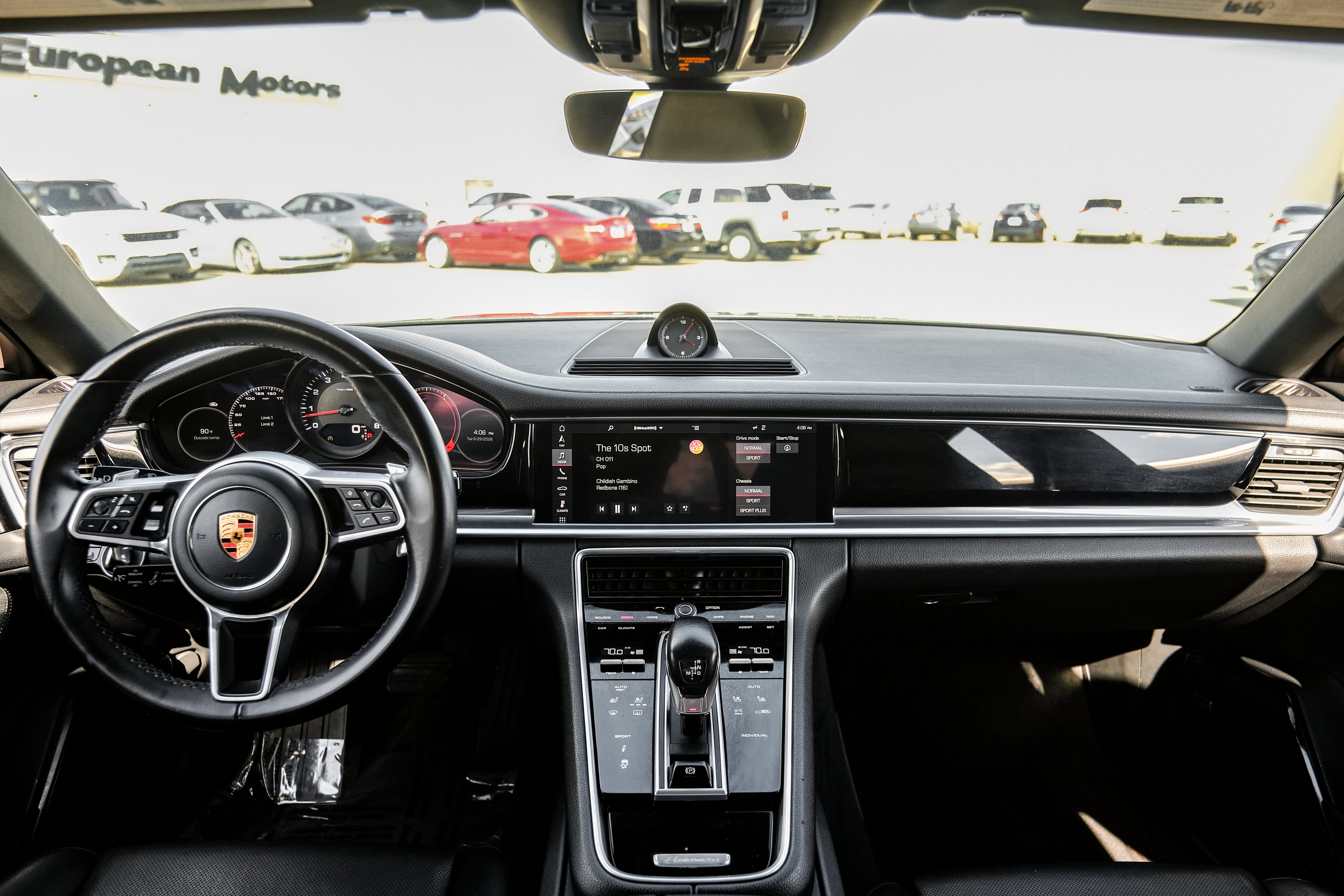 2018 Porsche Panamera Base