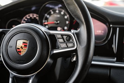 2018 Porsche Panamera Base