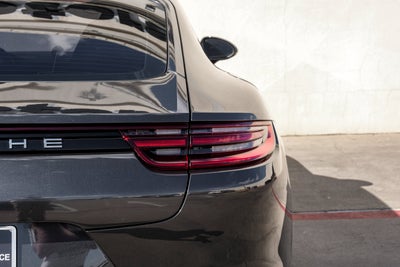 2018 Porsche Panamera Base