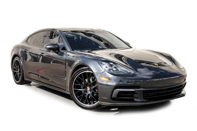 2018 Porsche Panamera Base