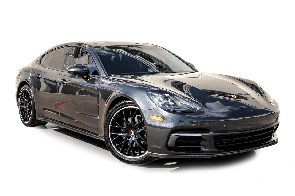 2018 Porsche Panamera Base