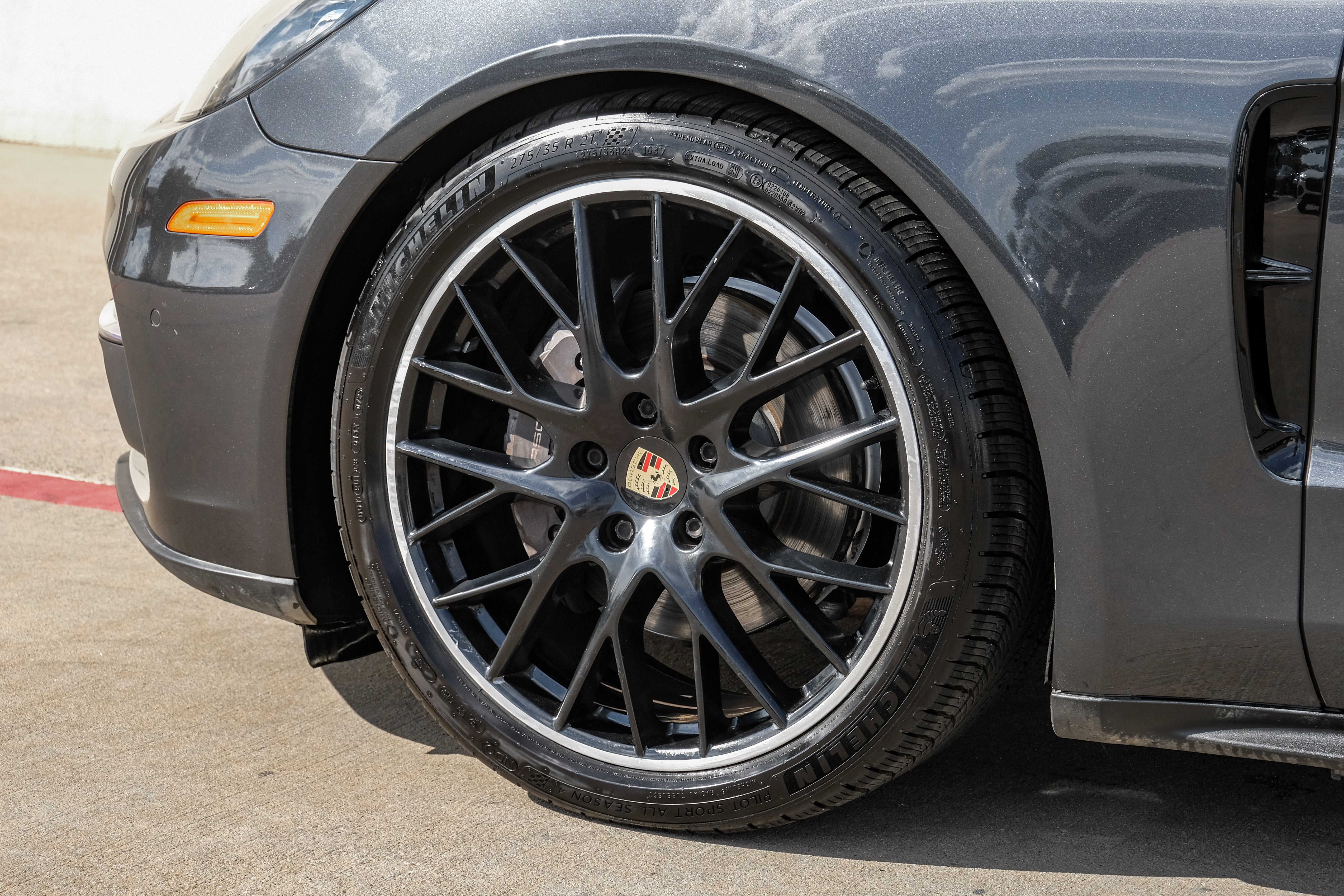 2018 Porsche Panamera Base