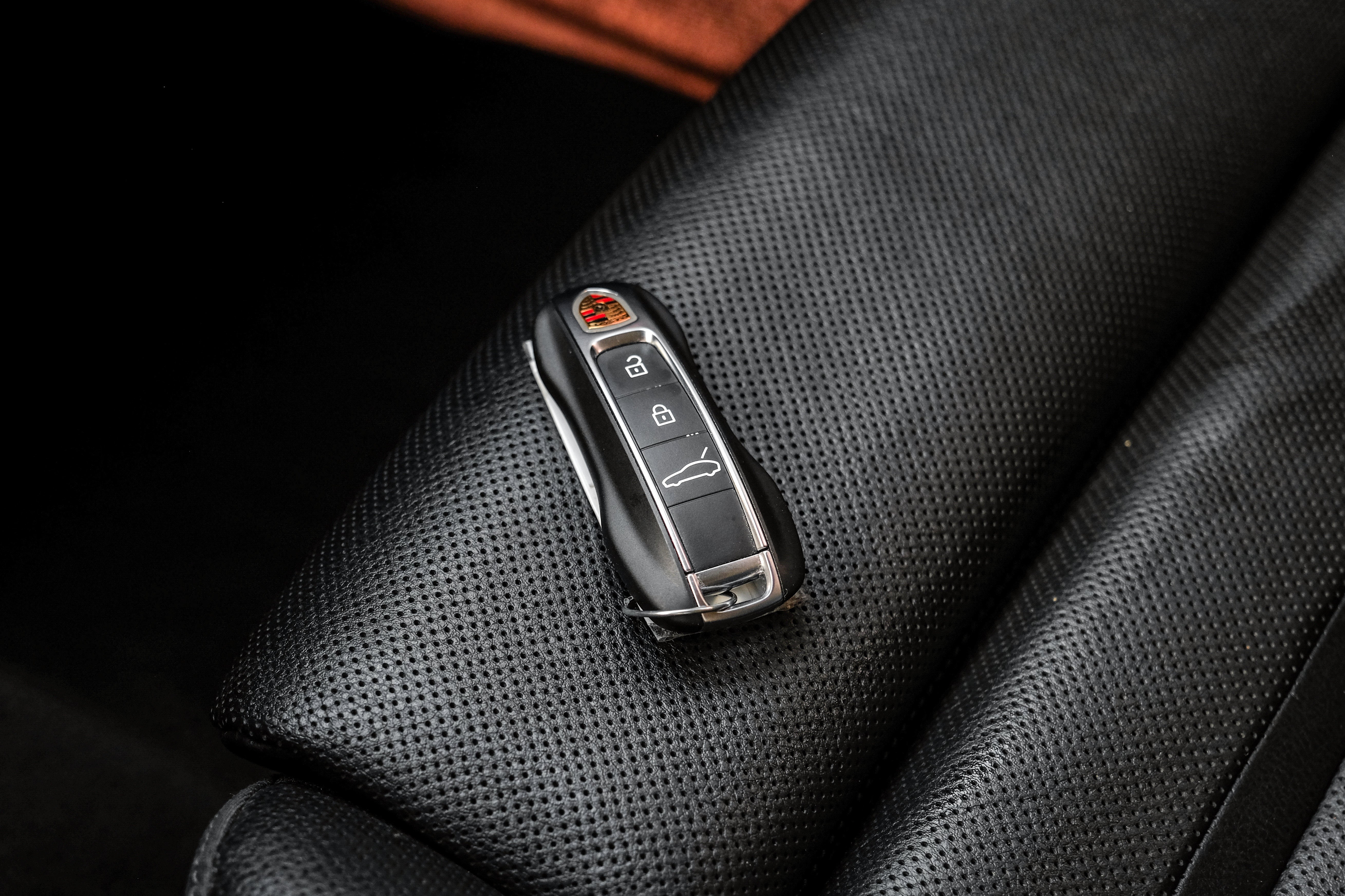 2018 Porsche Panamera Base