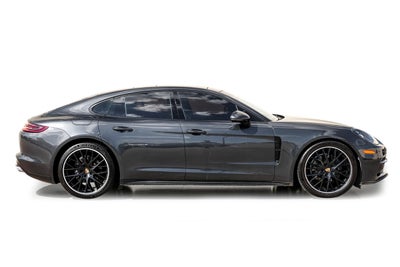2018 Porsche Panamera Base