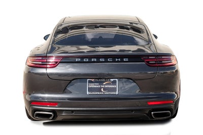 2018 Porsche Panamera Base