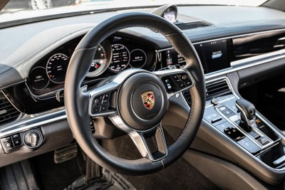 2018 Porsche Panamera Base