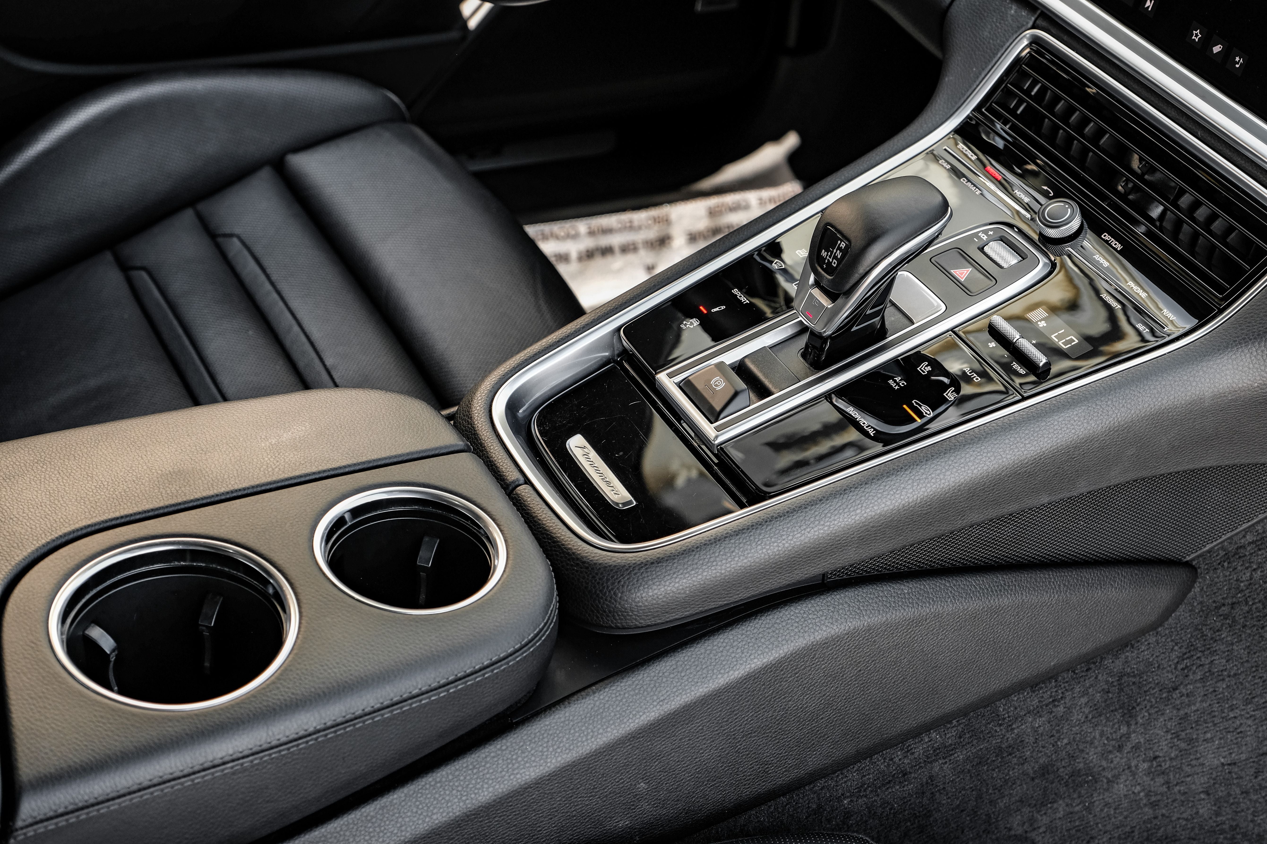 2018 Porsche Panamera Base