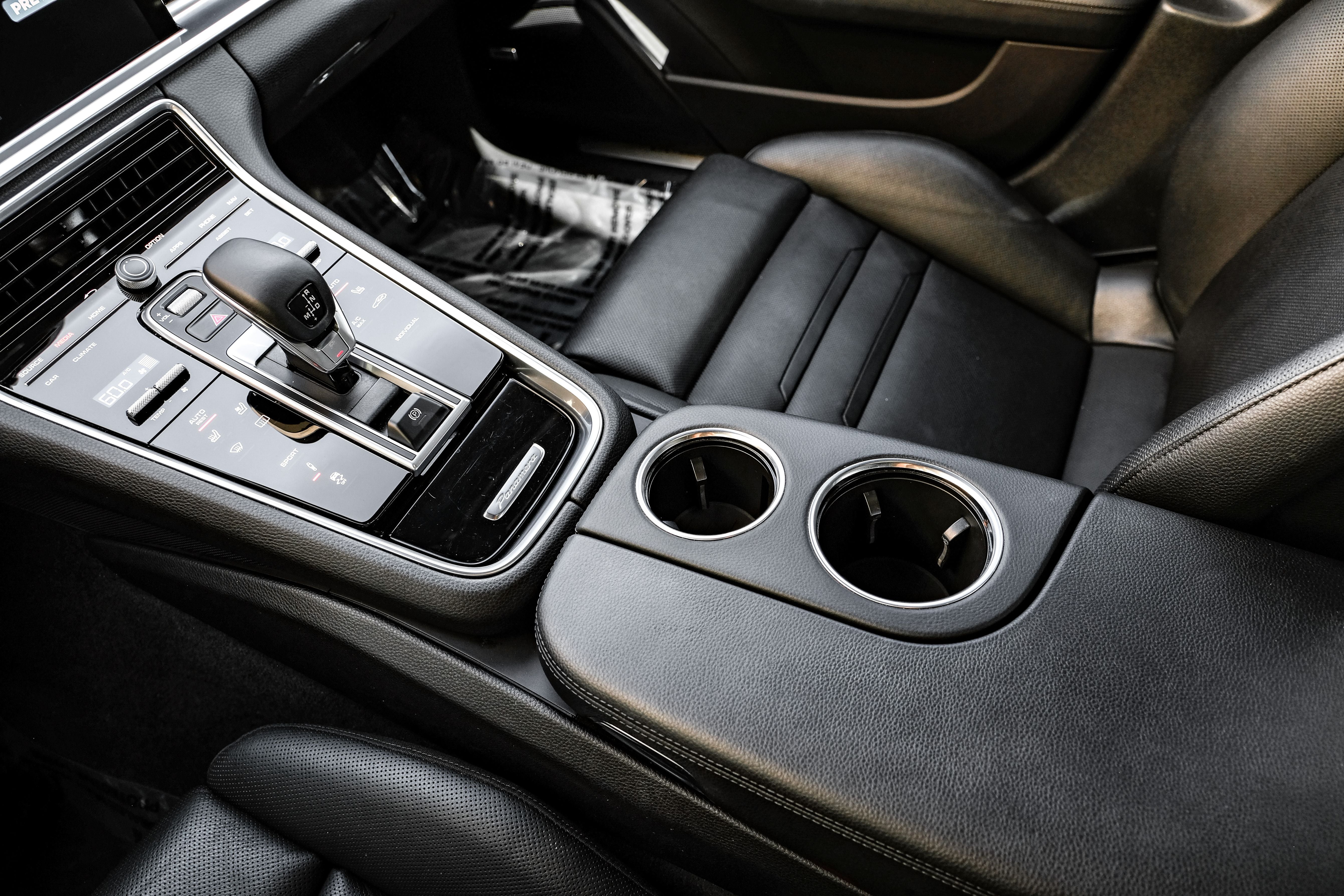 2018 Porsche Panamera Base