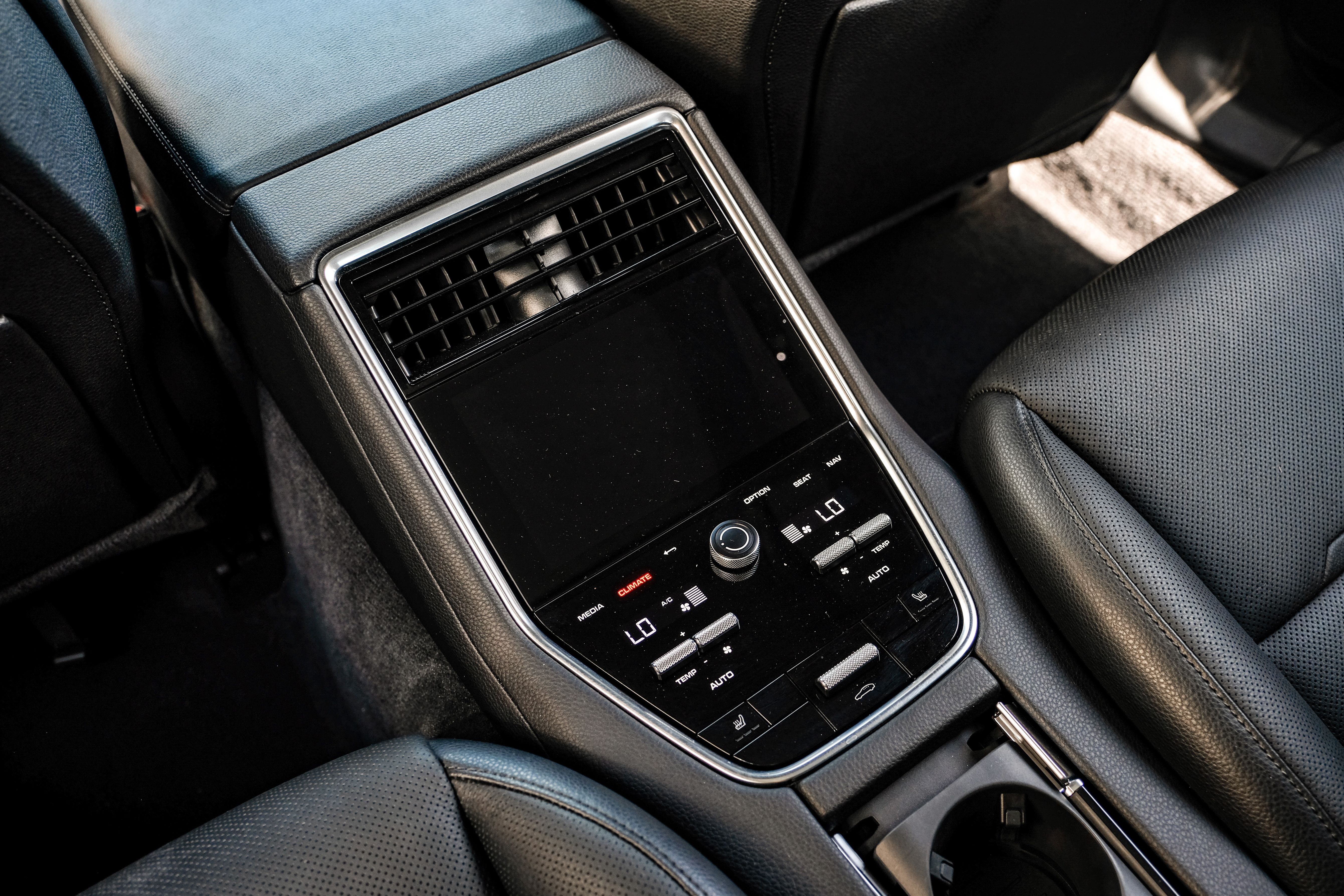 2018 Porsche Panamera Base