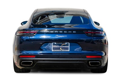 2018 Porsche Panamera Base