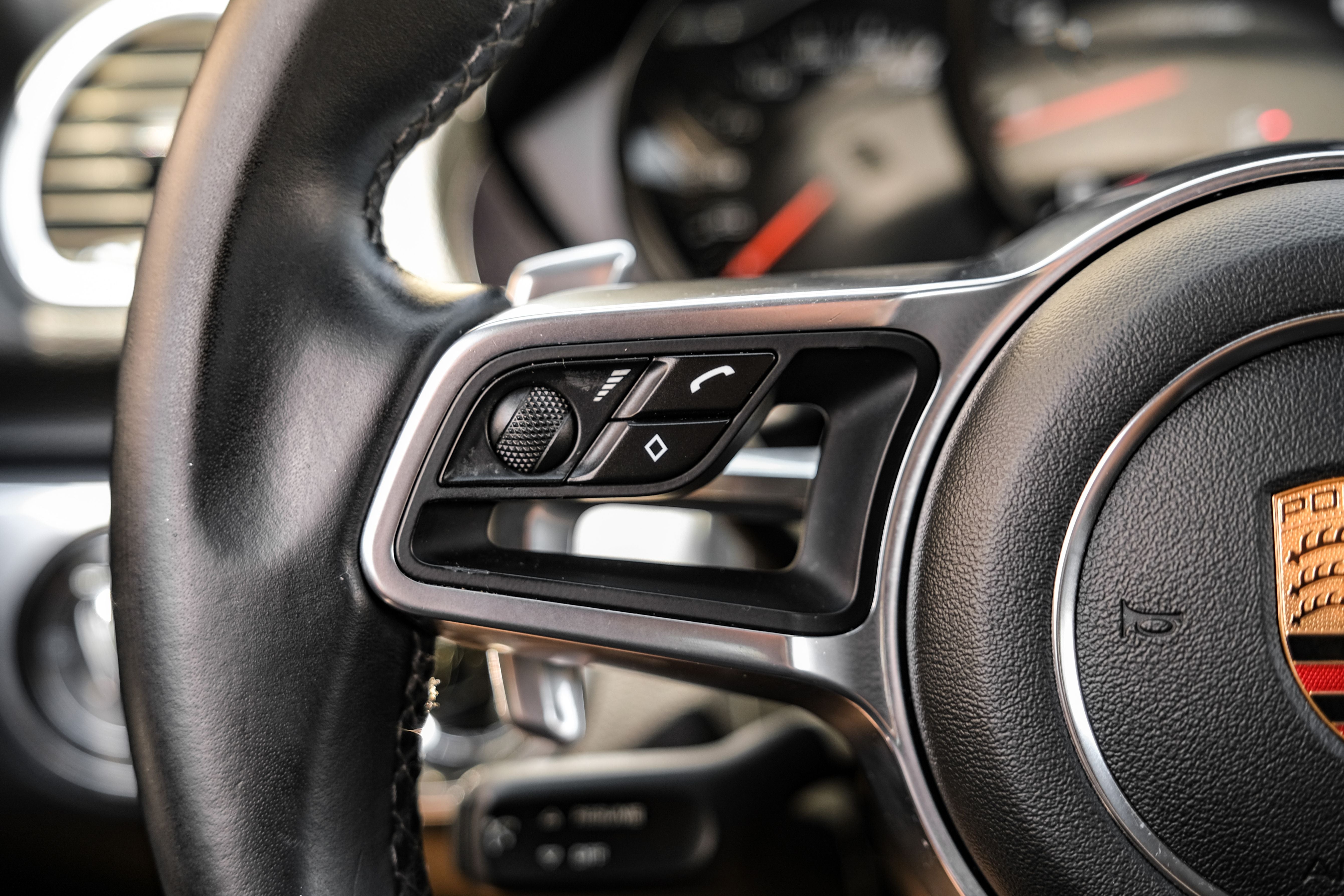 2019 Porsche 718 Cayman Base