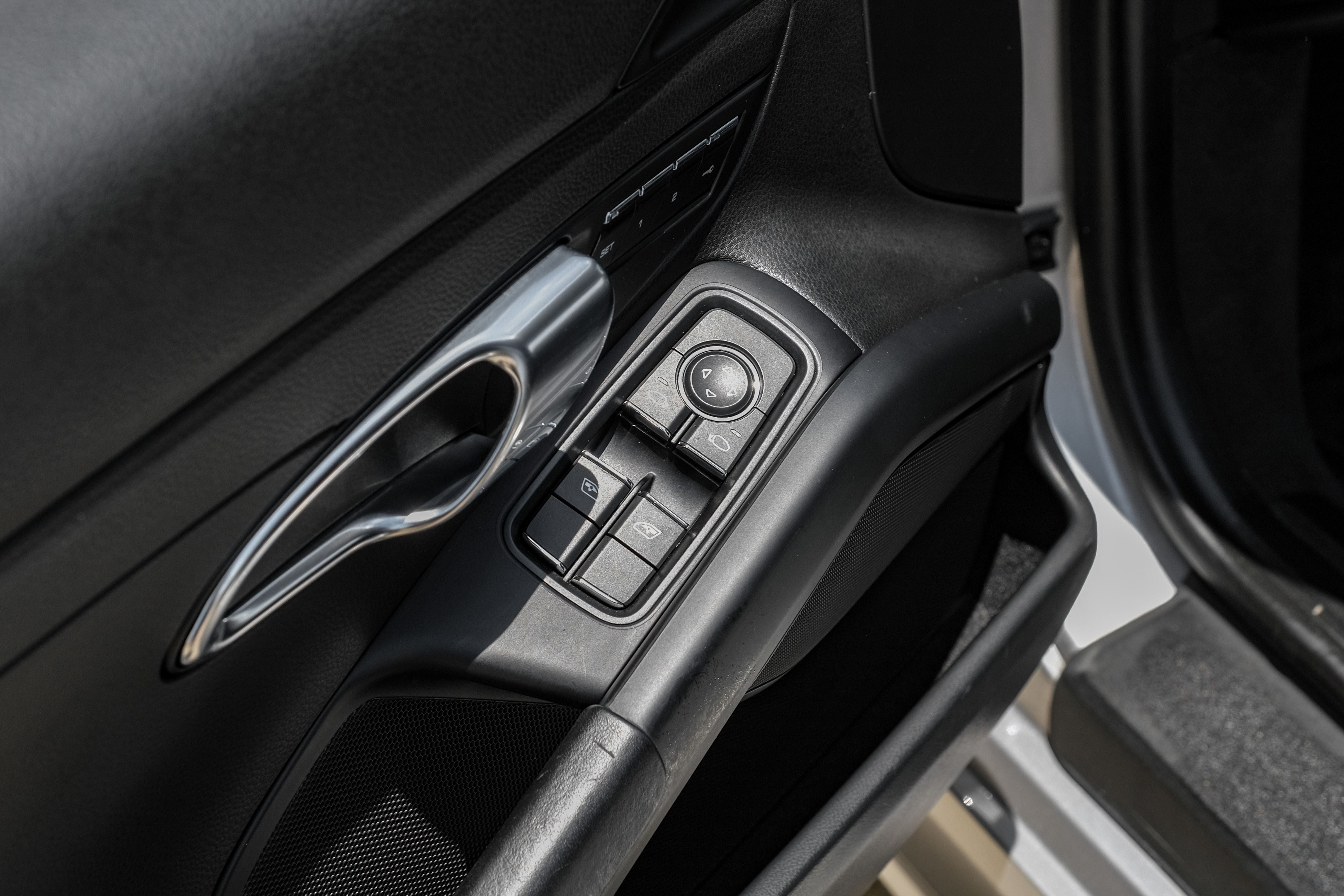 2019 Porsche 718 Cayman Base