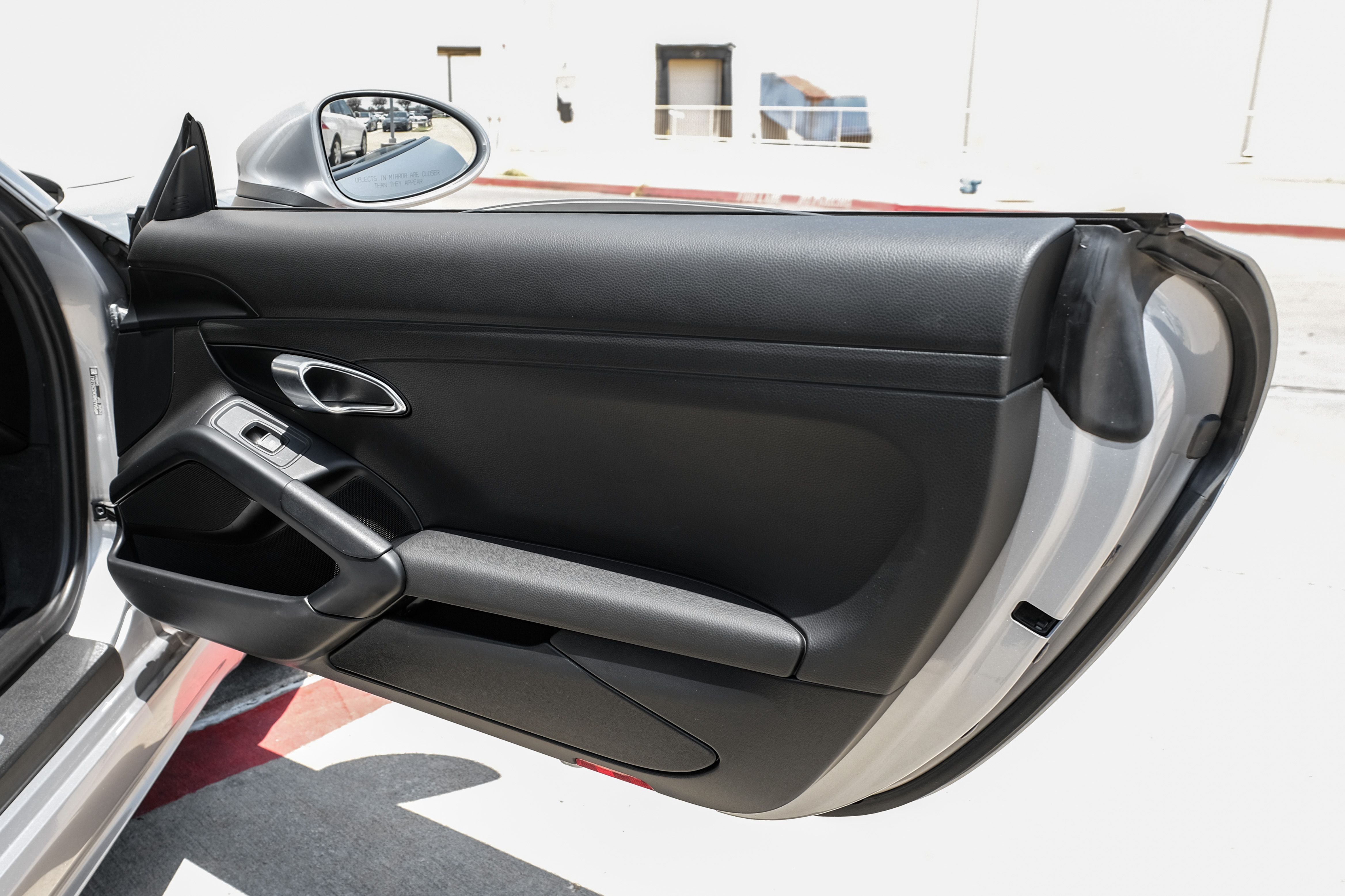 2019 Porsche 718 Cayman Base
