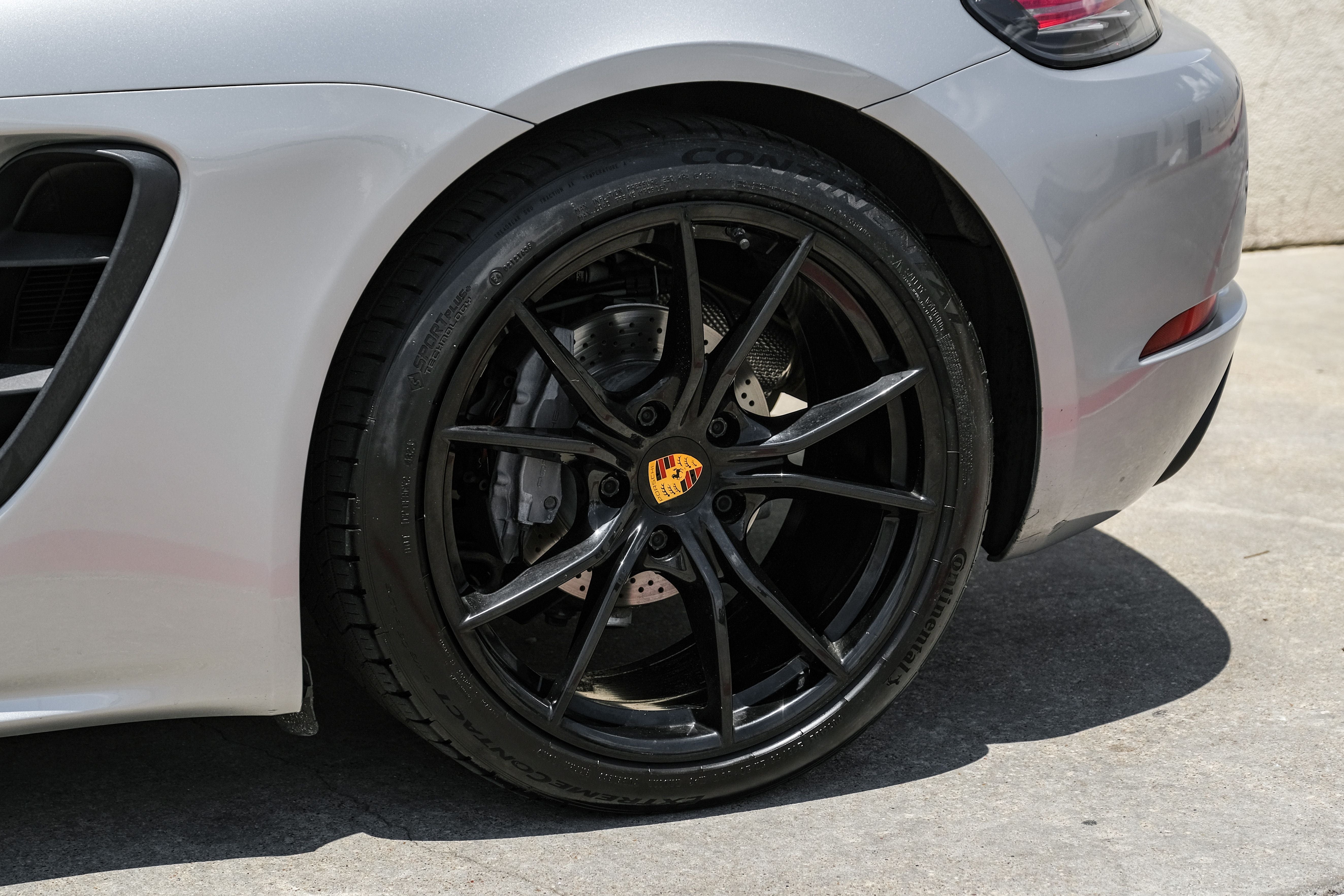 2019 Porsche 718 Cayman Base