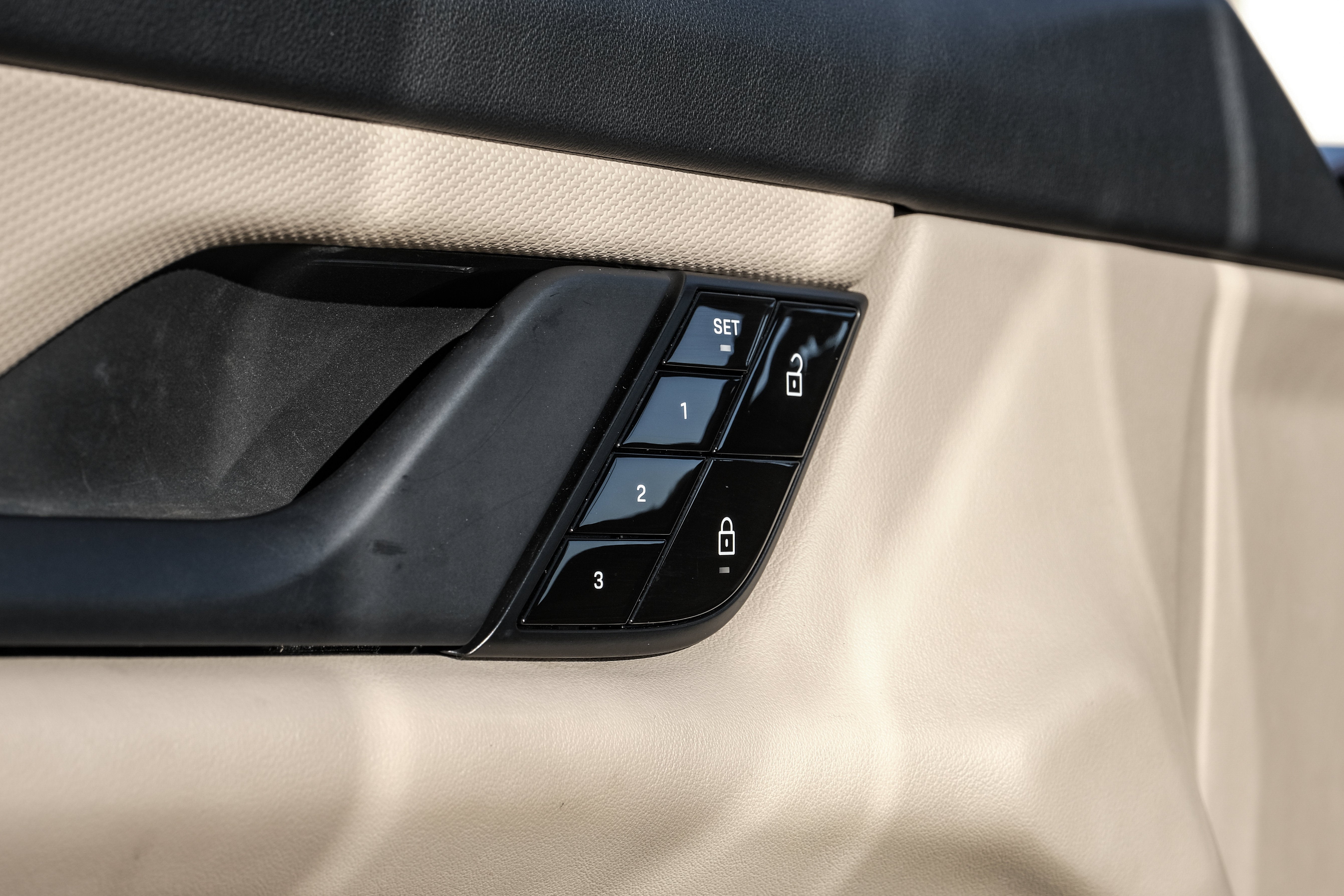 2021 Porsche Taycan Base