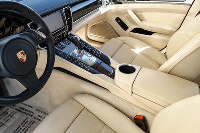 2010 Porsche Panamera Turbo