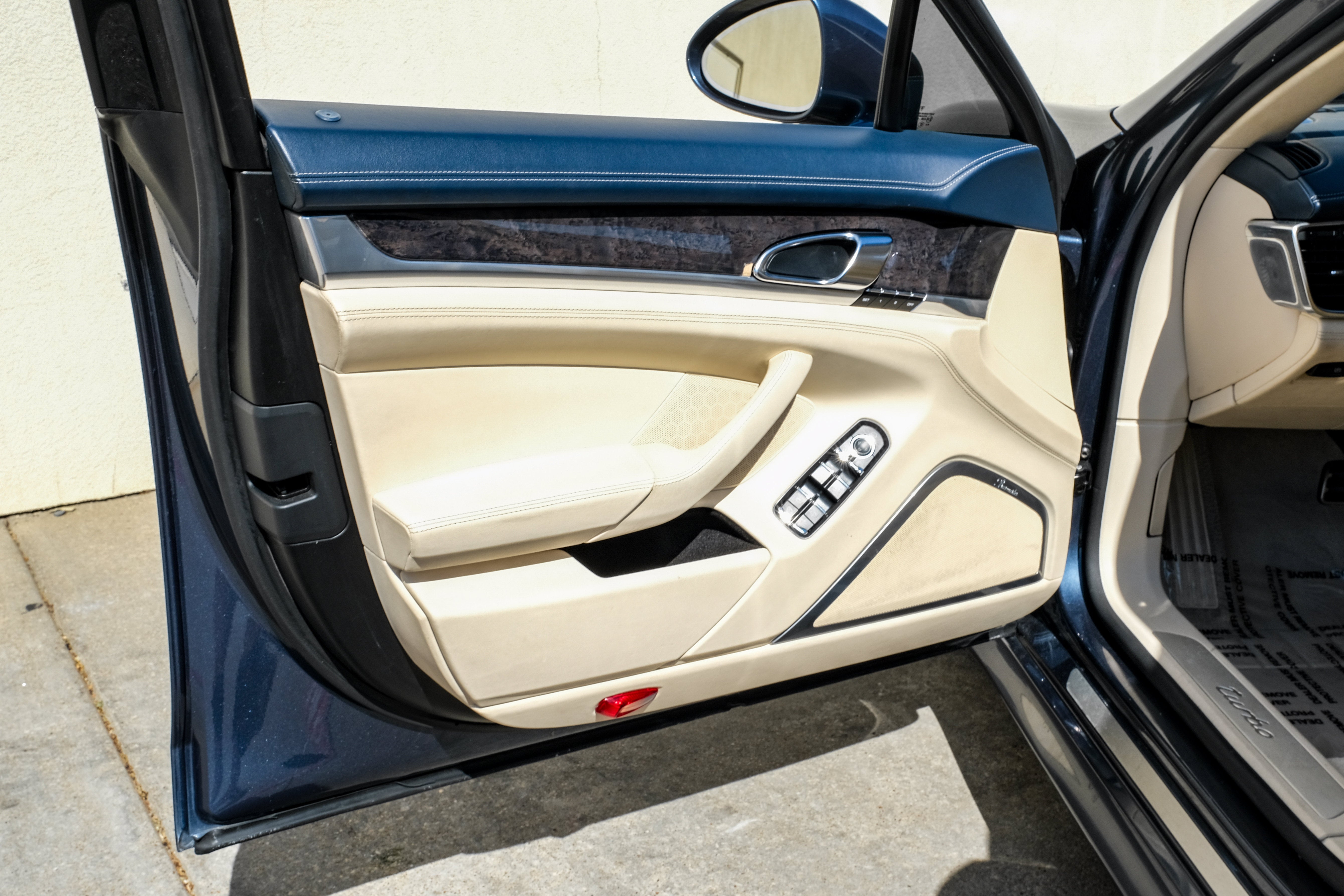 2010 Porsche Panamera Turbo