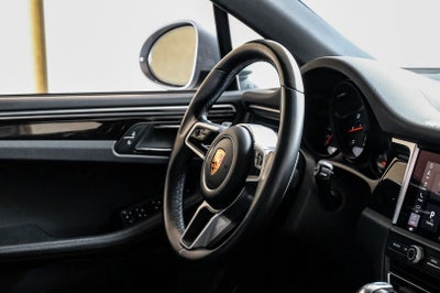 2020 Porsche Macan Base