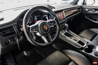 2020 Porsche Macan Base