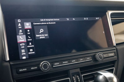 2020 Porsche Macan Base