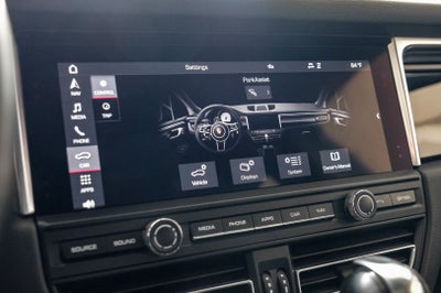 2020 Porsche Macan Base